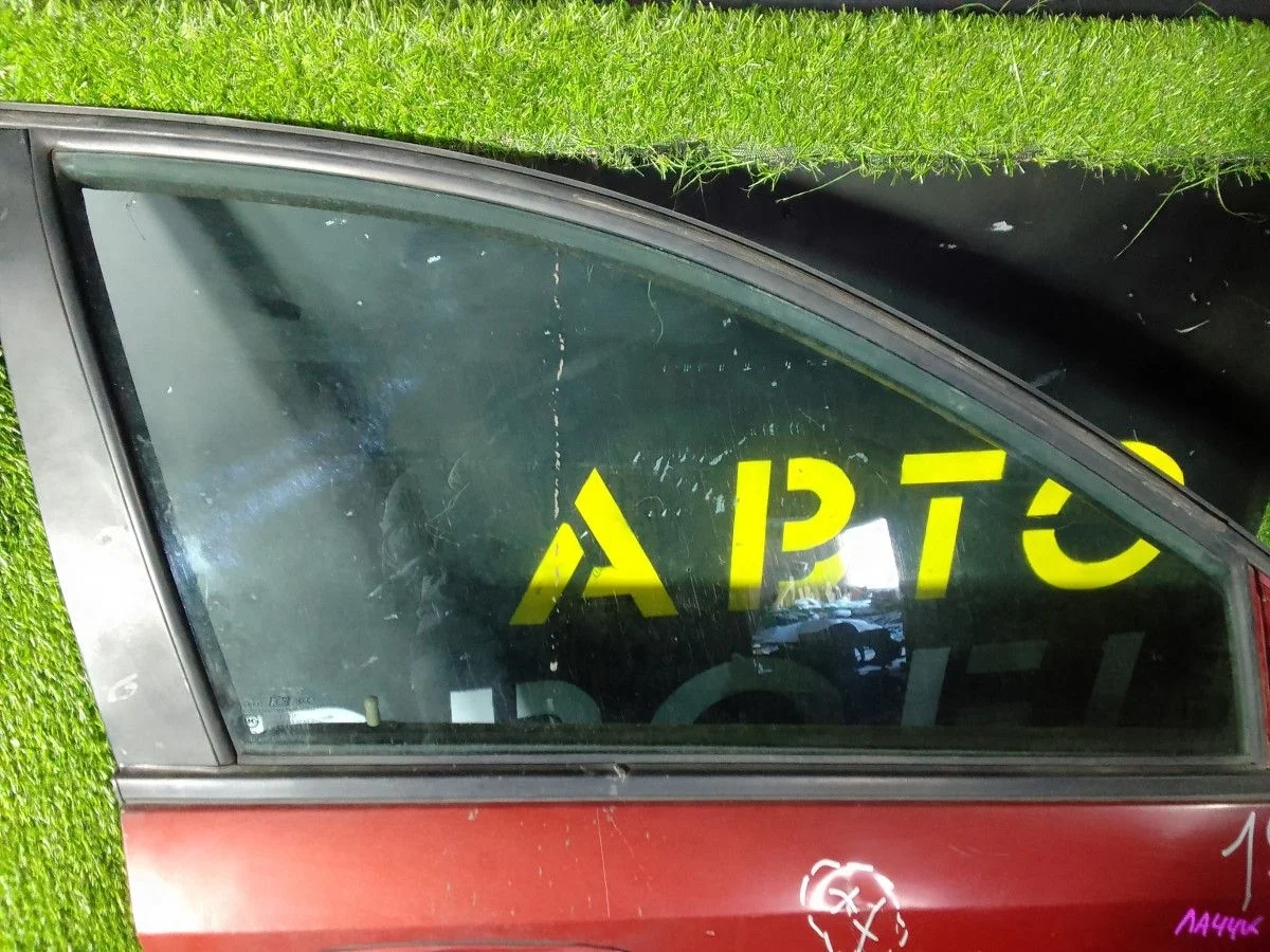 Стекло двери передней правой Chevrolet Lacetti