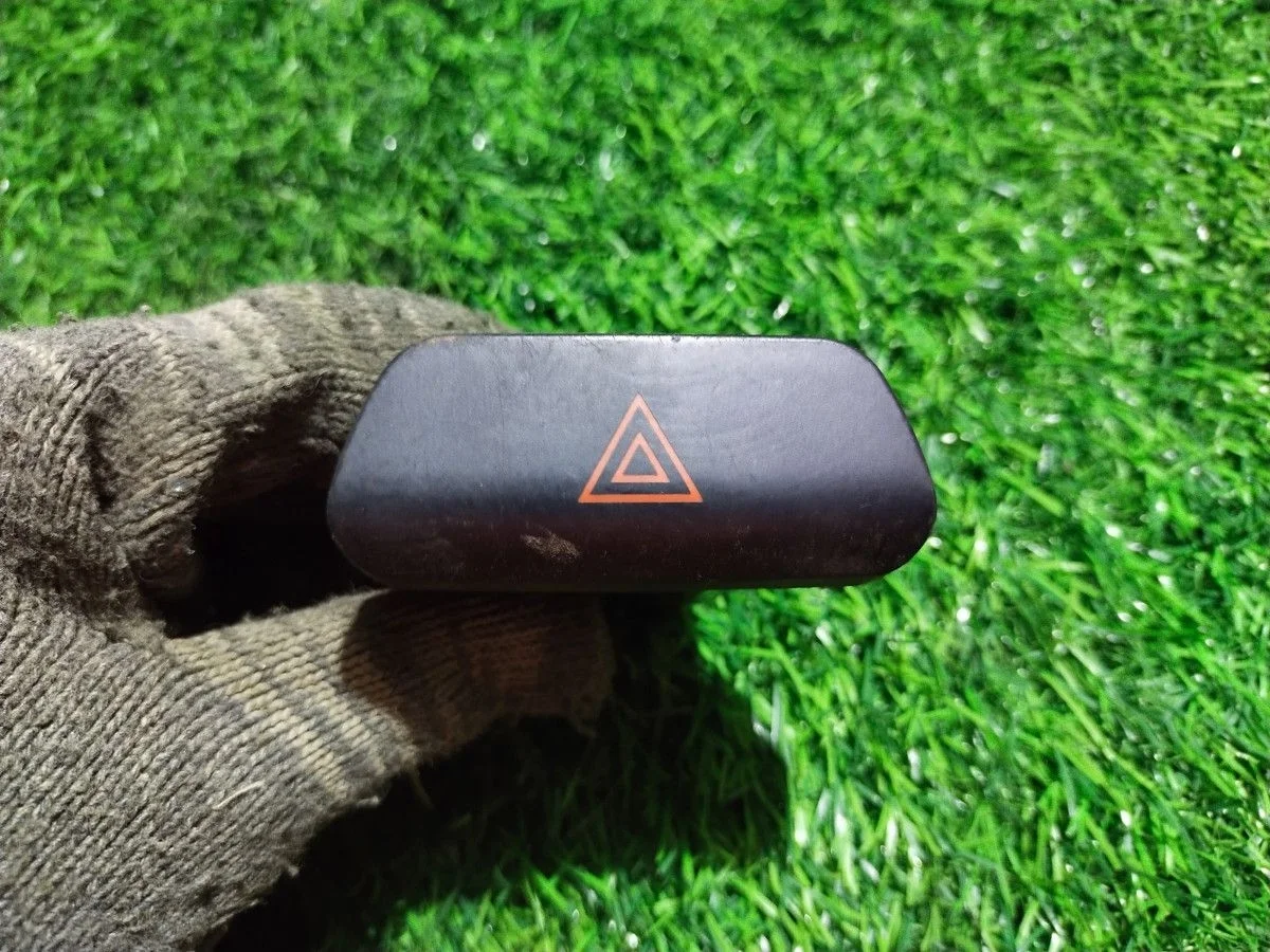 Кнопка аварийной сигнализации Hyundai Elantra IV (2006—2011)