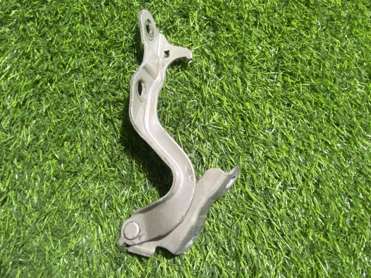 Петля капота левая Chevrolet Laceti