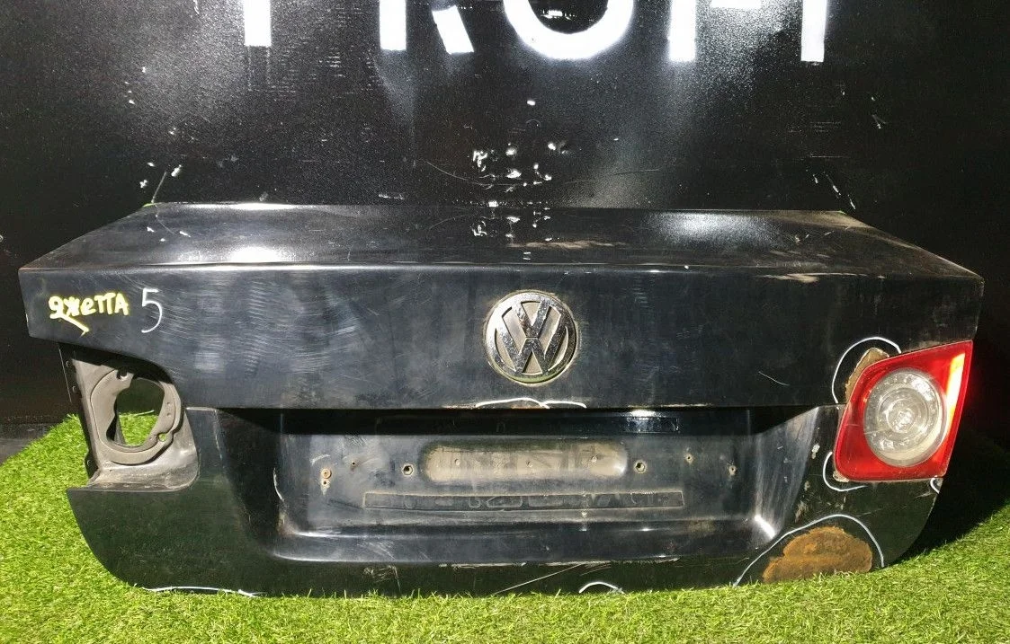 Крышка багажника Volkswagen Jetta V
