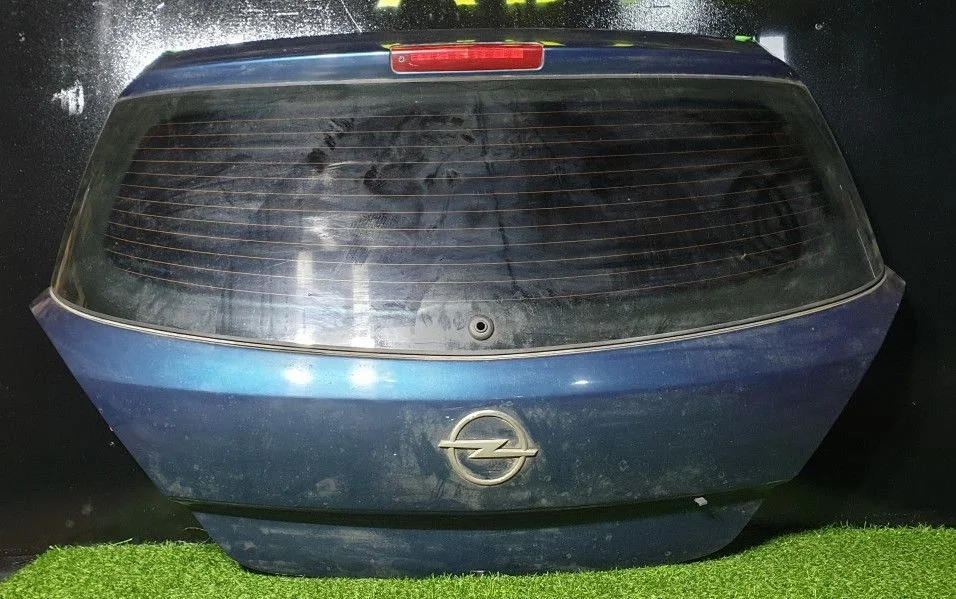 Крышка багажника Opel Astra H