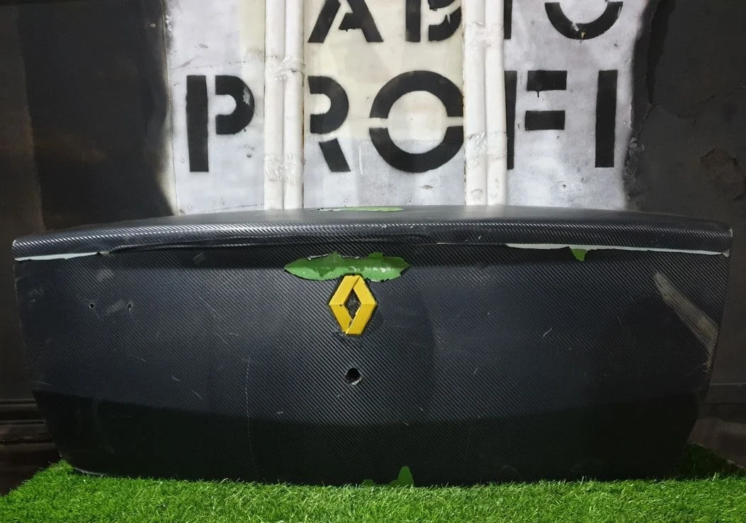 Крышка багажника Renault Logan
