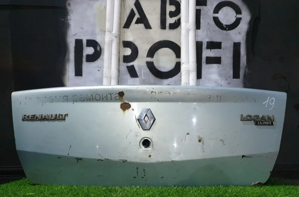 Крышка багажника Renault Logan