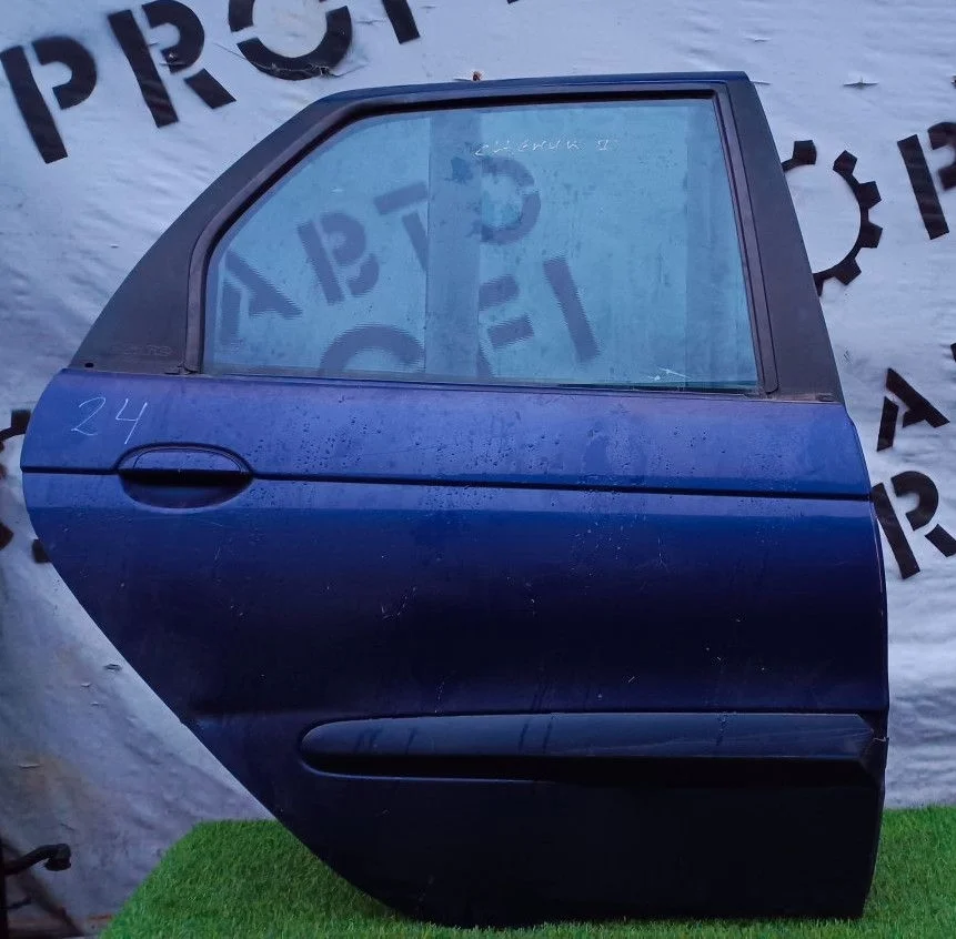 Дверь задняя правая Renault Scenic