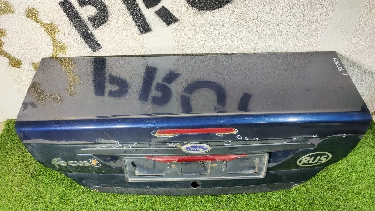 Крышка багажника для Ford Focus (I) I
