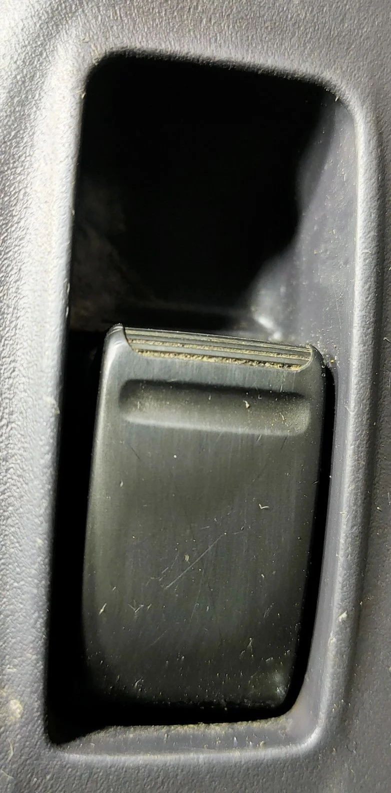 Кнопка стеклоподъемника Nissan