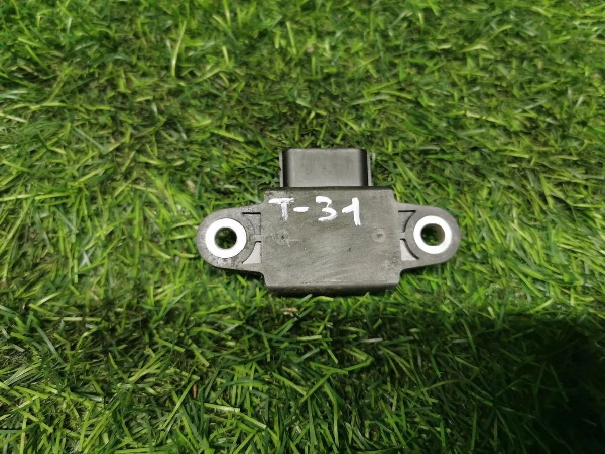 Датчик ускорения Nissan X-Trail II (2007—2011)