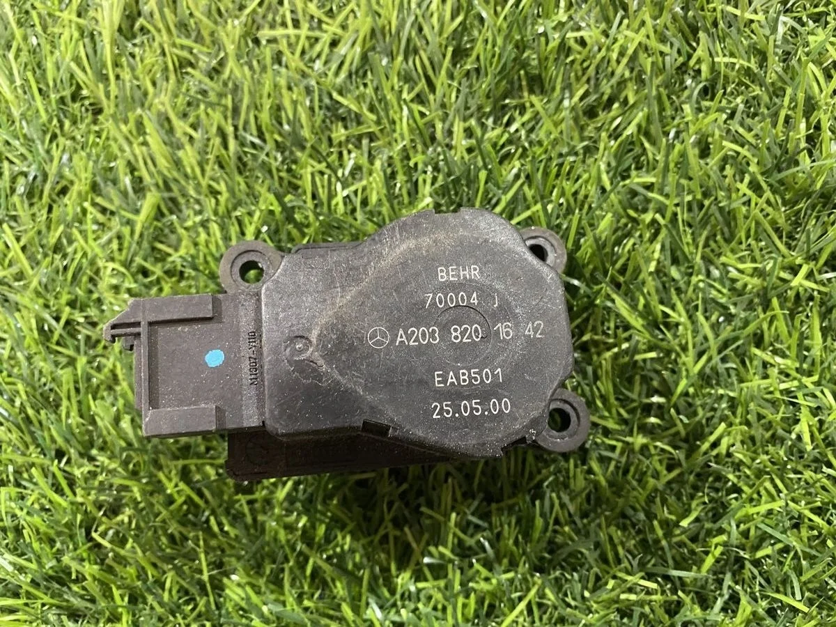 Сервопривод печки Mercedes W203