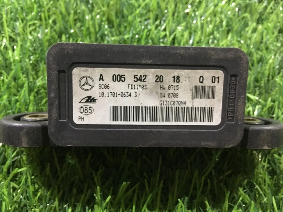 Датчик ускорения Mercedes-Benz M-Class 2008
