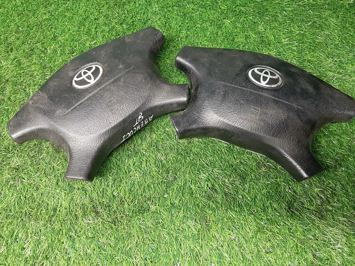 В наличии:Подушка безопасности Toyota Avensis 1