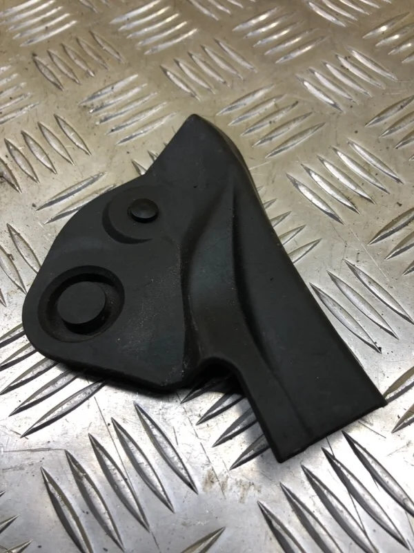 Накладка двери (крышки) багажника Toyota Rav 4 (CA40) (2012-2019) 2013