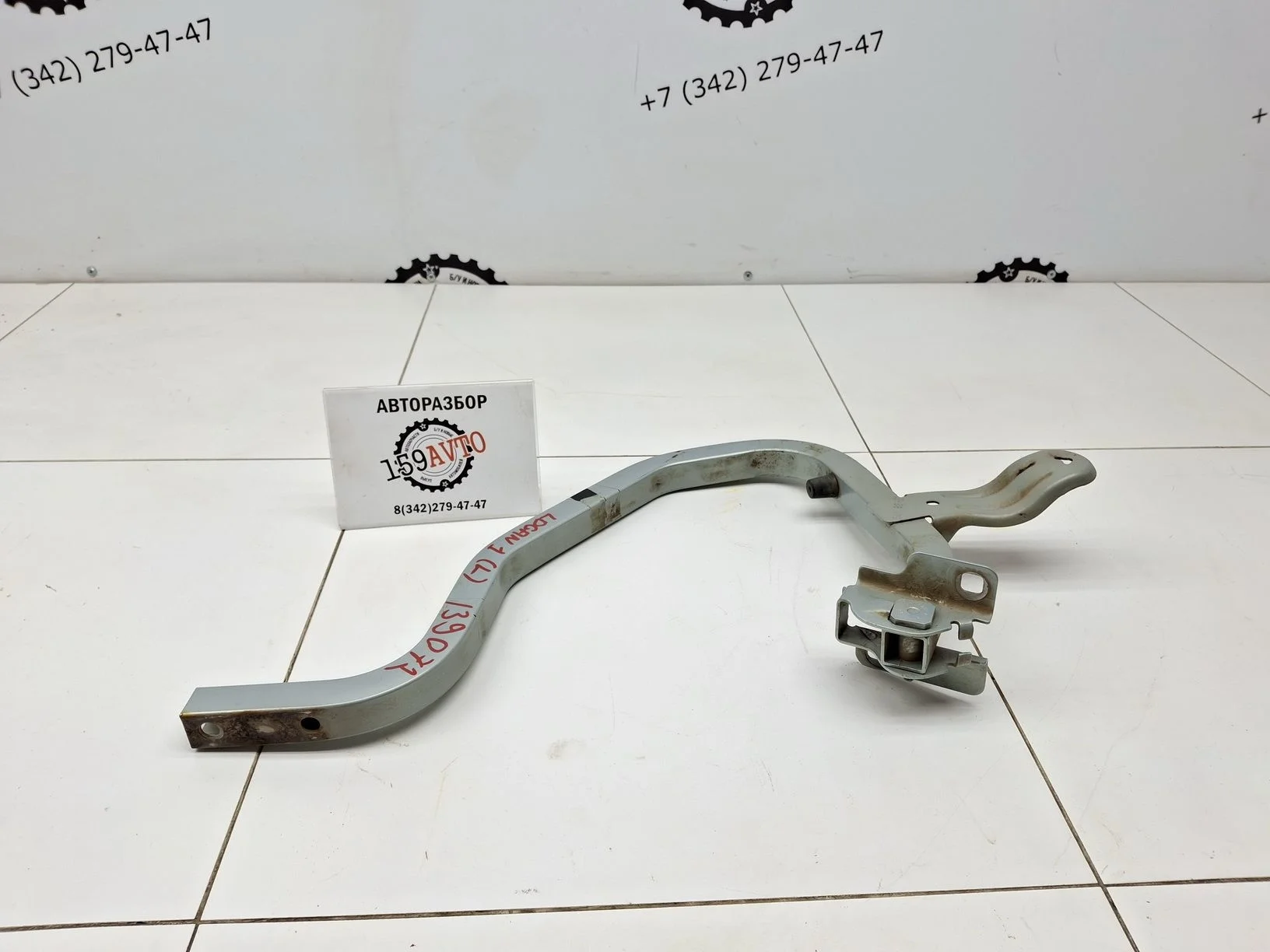 Петля крышки багажника Renault Logan I 2005-2014