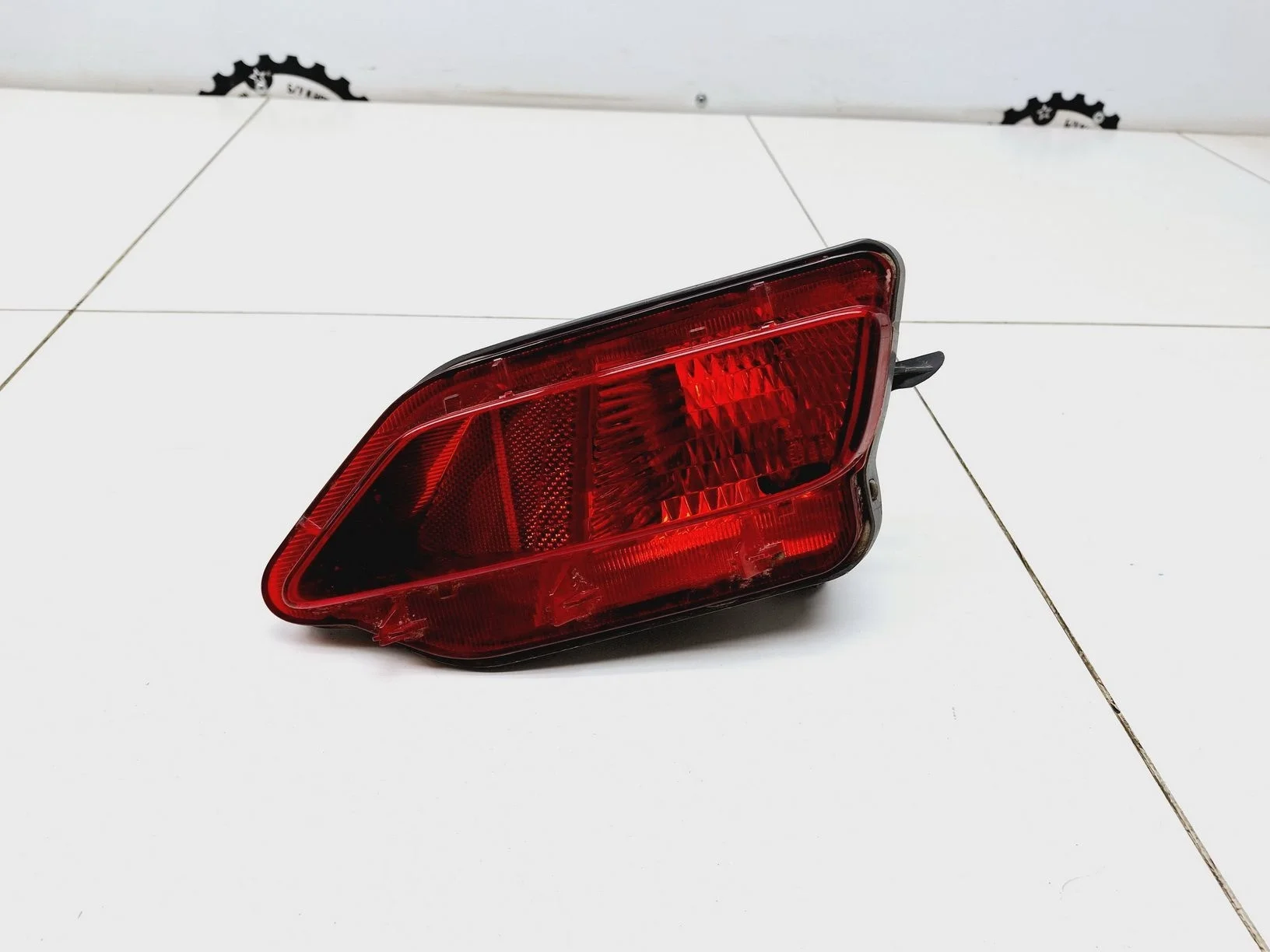 Фонарь задний противотуманный правый Toyota RAV4 (XA40) 2013-2019