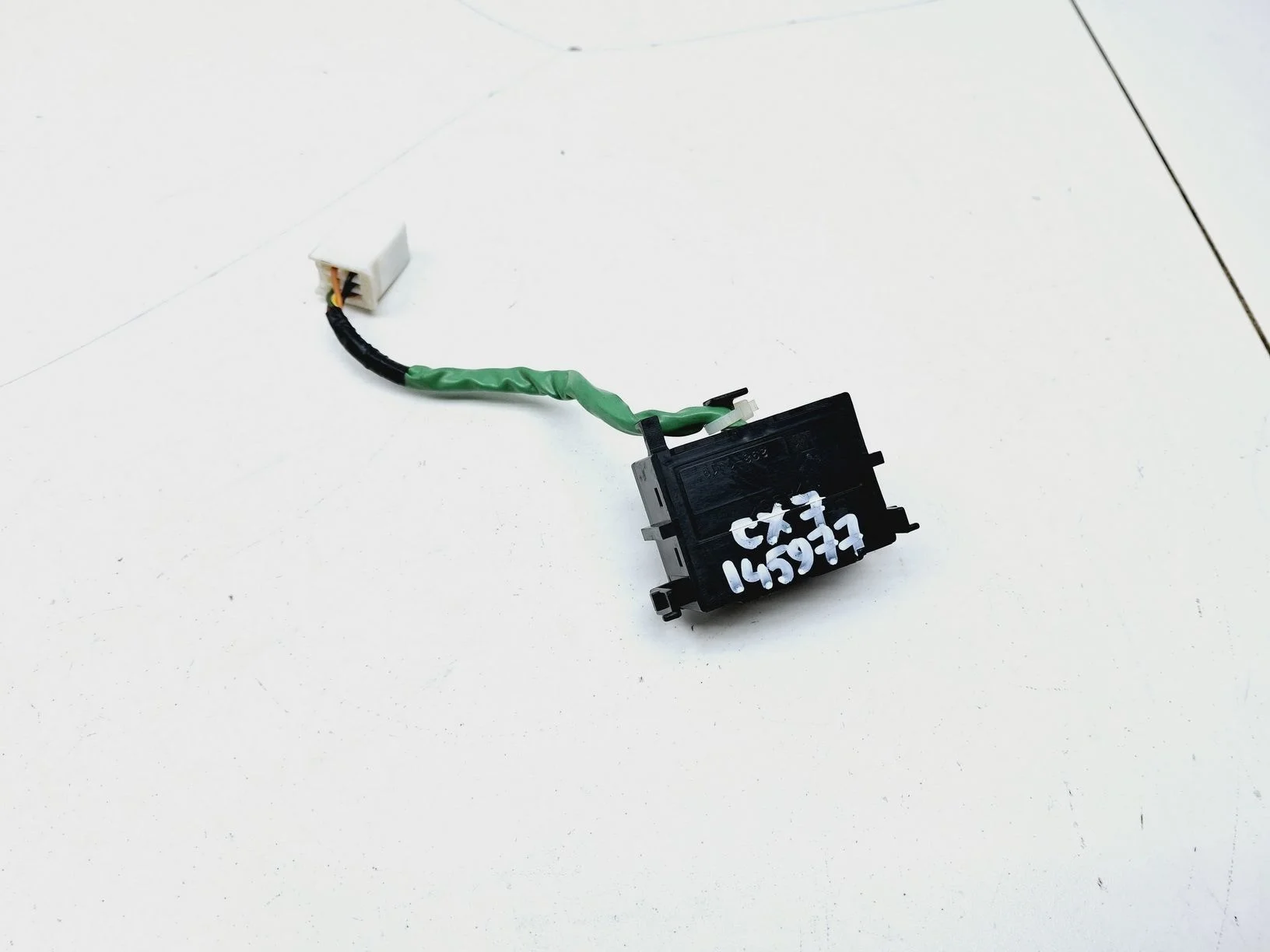 датчик угла поворота рулевого колеса Mazda CX-7 2006-2012