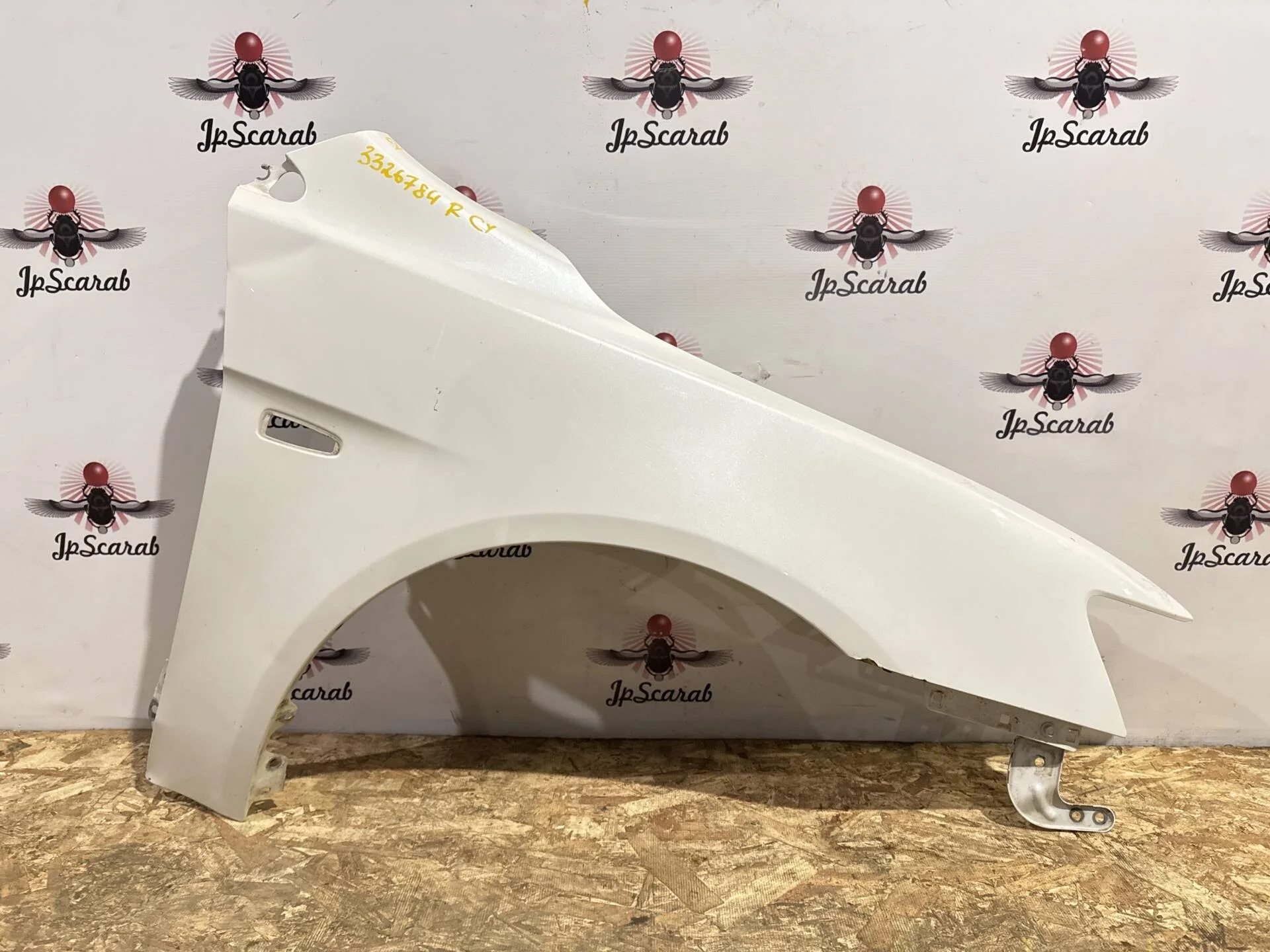 Крыло переднее правое Mitsubishi Lancer 10 CY