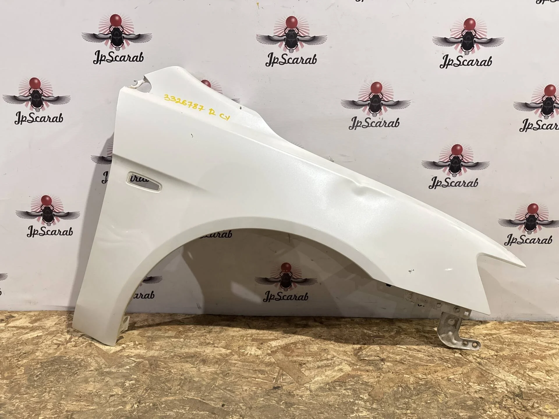 Крыло переднее правое Mitsubishi Lancer 10 CY