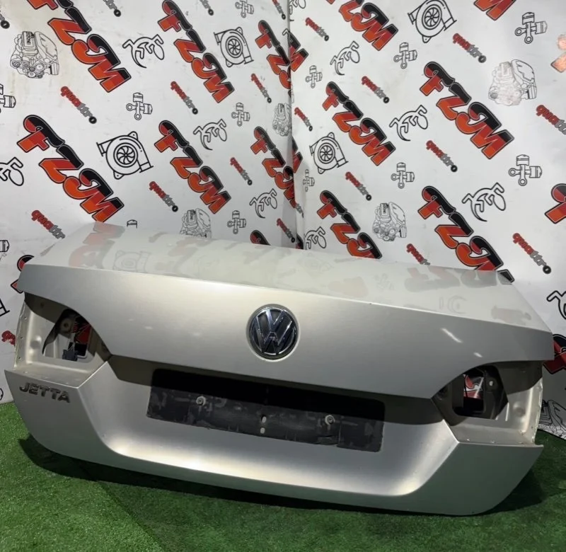 Крышка багажника Volkswagen Jetta 5C6827025A 6, задняя