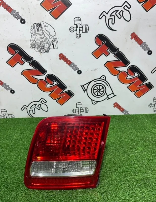 Фонарь Audi A8 4E0945094G D3, задний правый