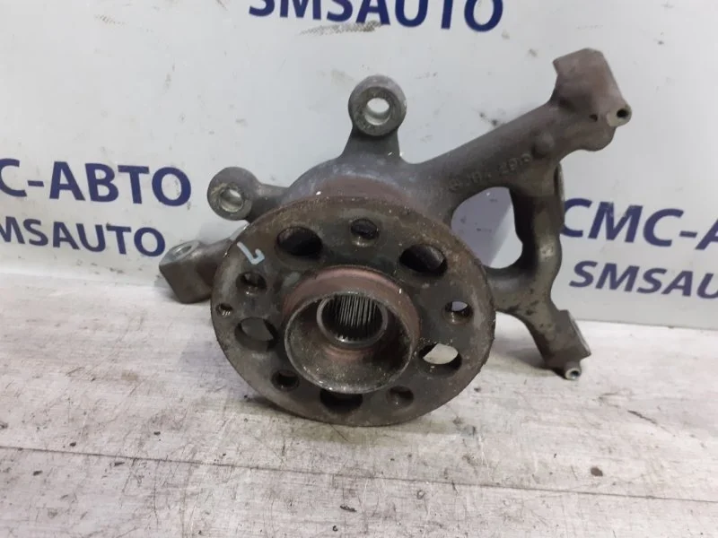 Кулак поворотный Mercedes-Benz Glk A2043322901 X204 3.0, передний левый