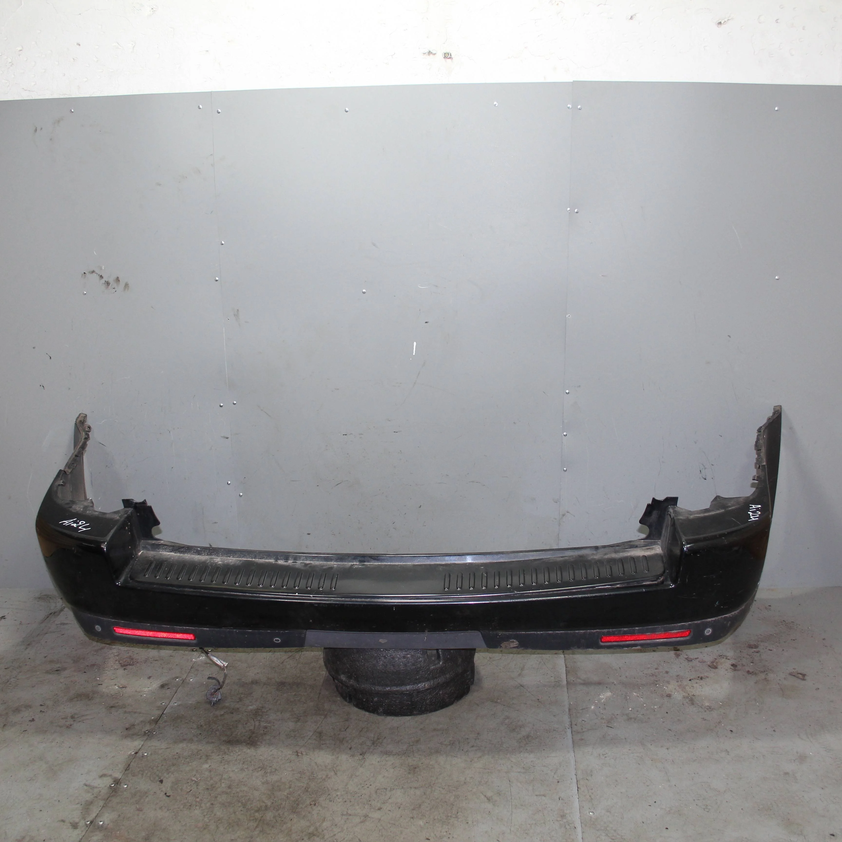 Бампер задний LAND ROVER Range Rover Sport 2005-2