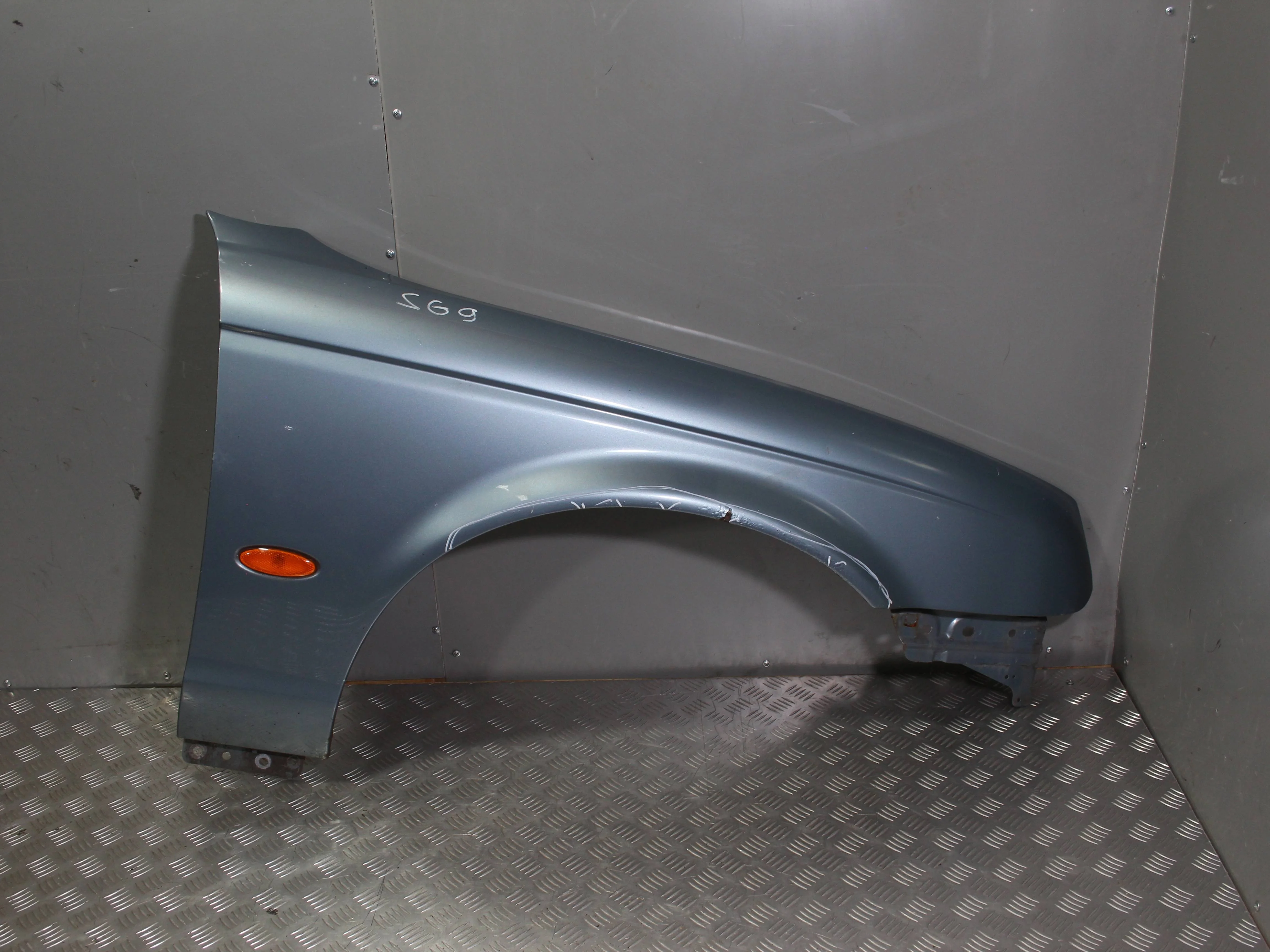 Крыло переднее правое JAGUAR S-type 2004-2008
