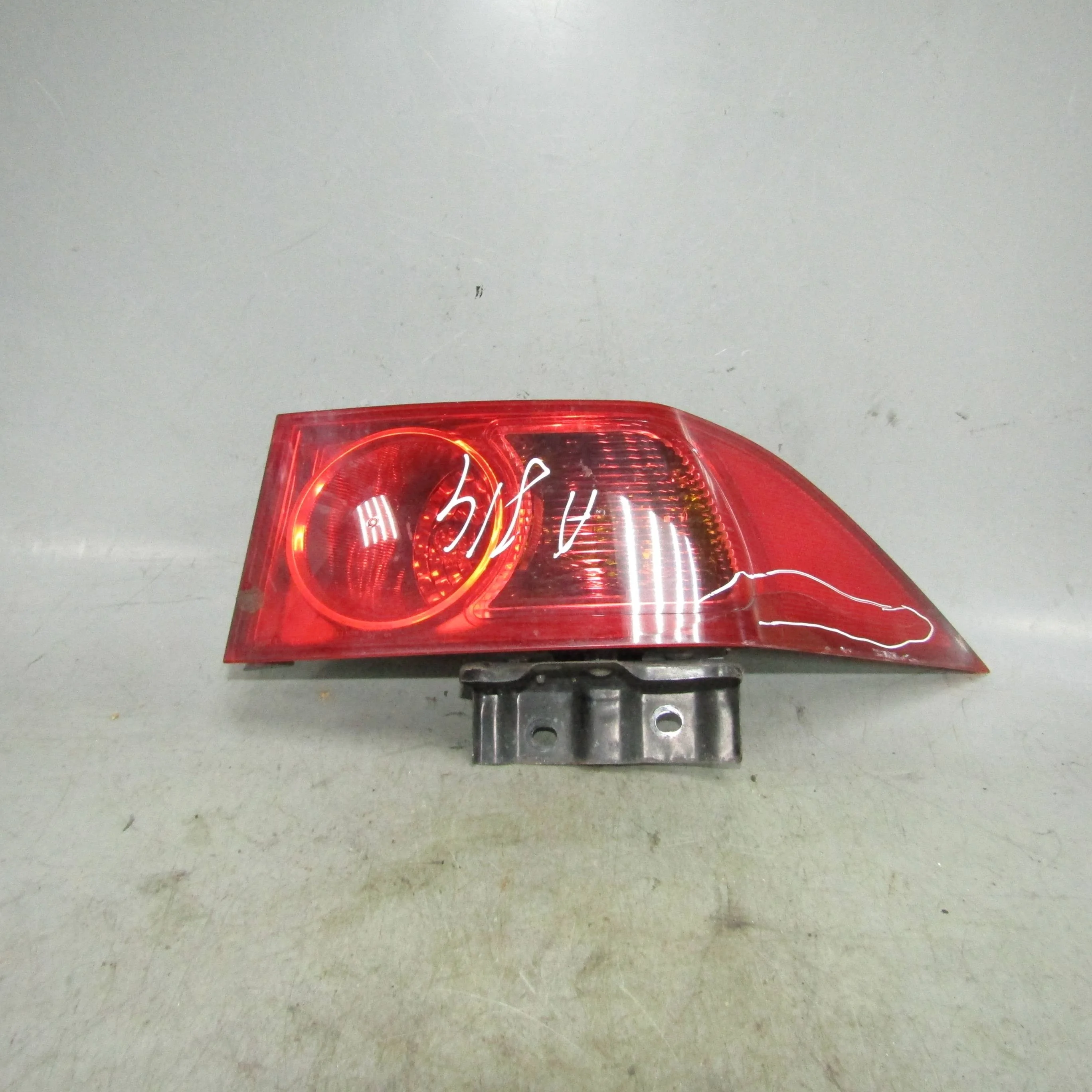 Фонарь правый HONDA Accord VII 2003-2007
