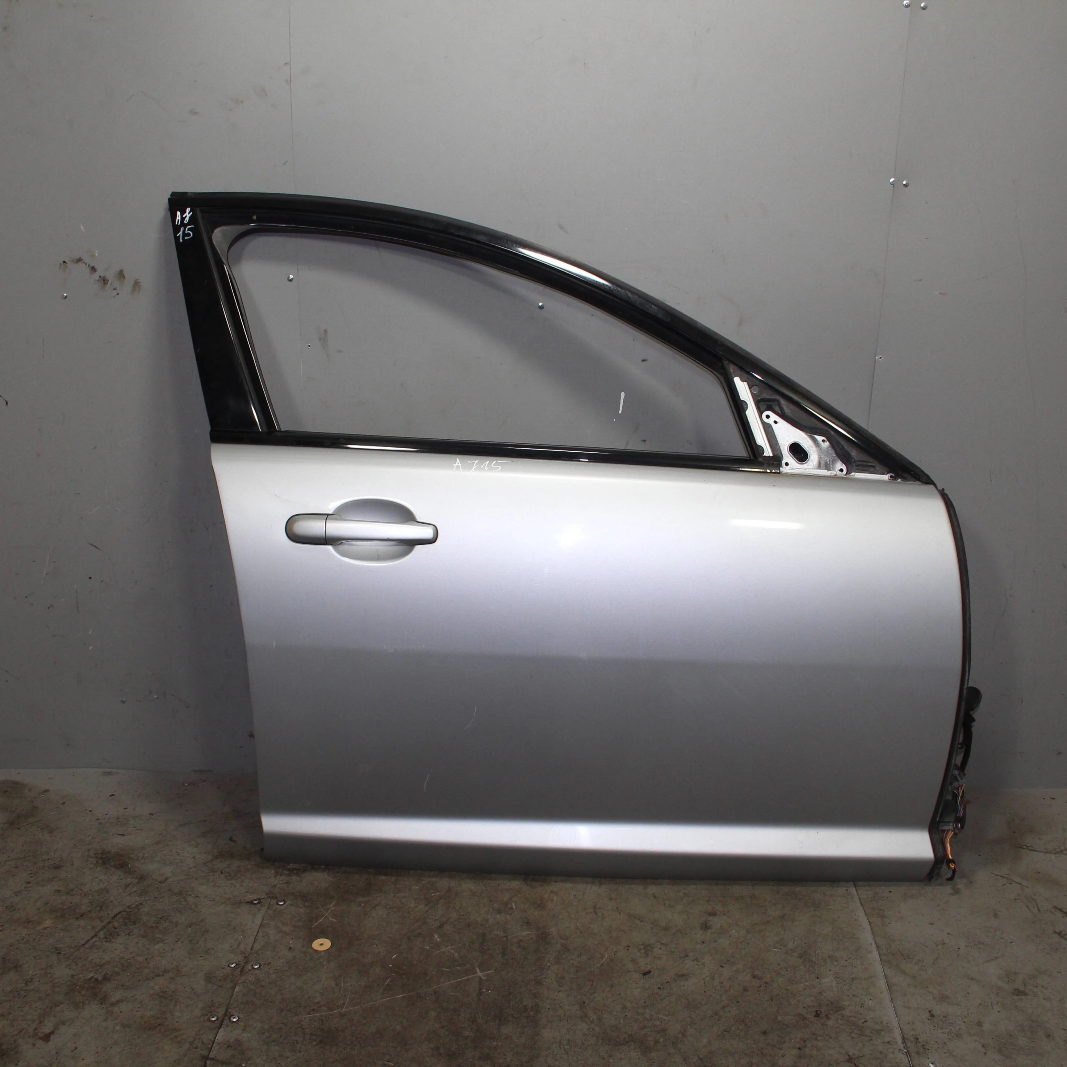 Дверь передняя правая JAGUAR XF 2007-2010