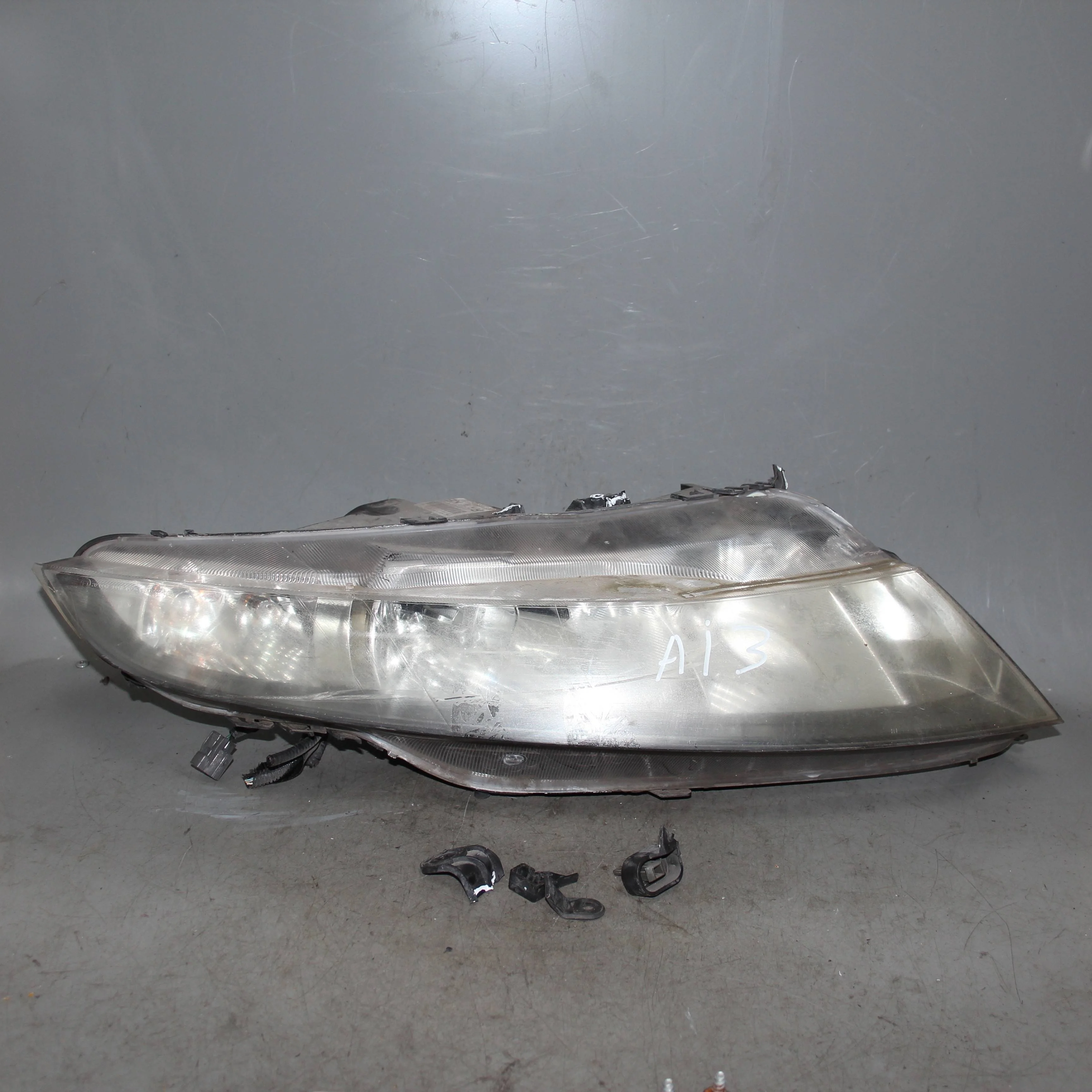 Фара правая ксенон HONDA Civic 5D 2006-2011