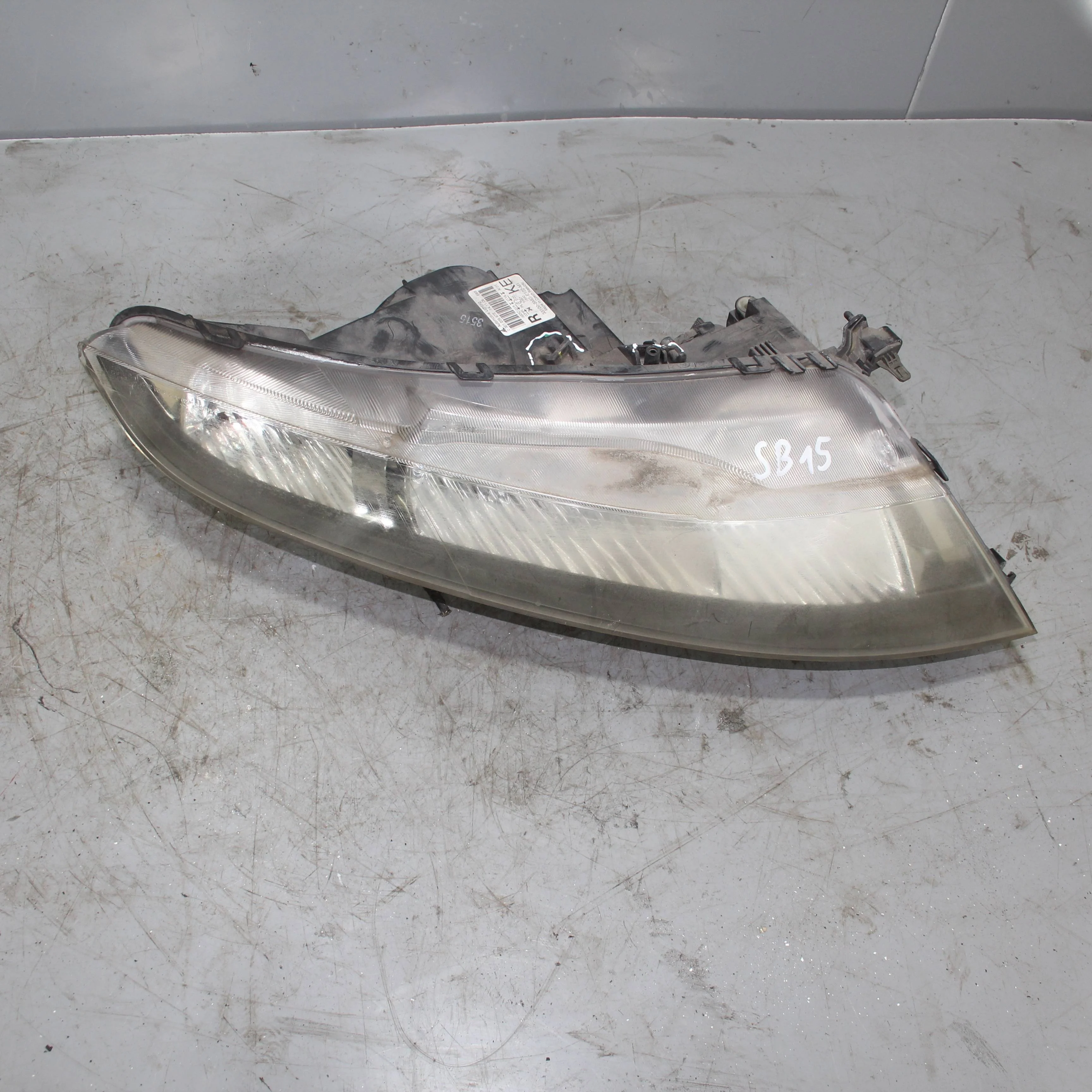Фара правая ксенон HONDA Civic 5D 2006-2011
