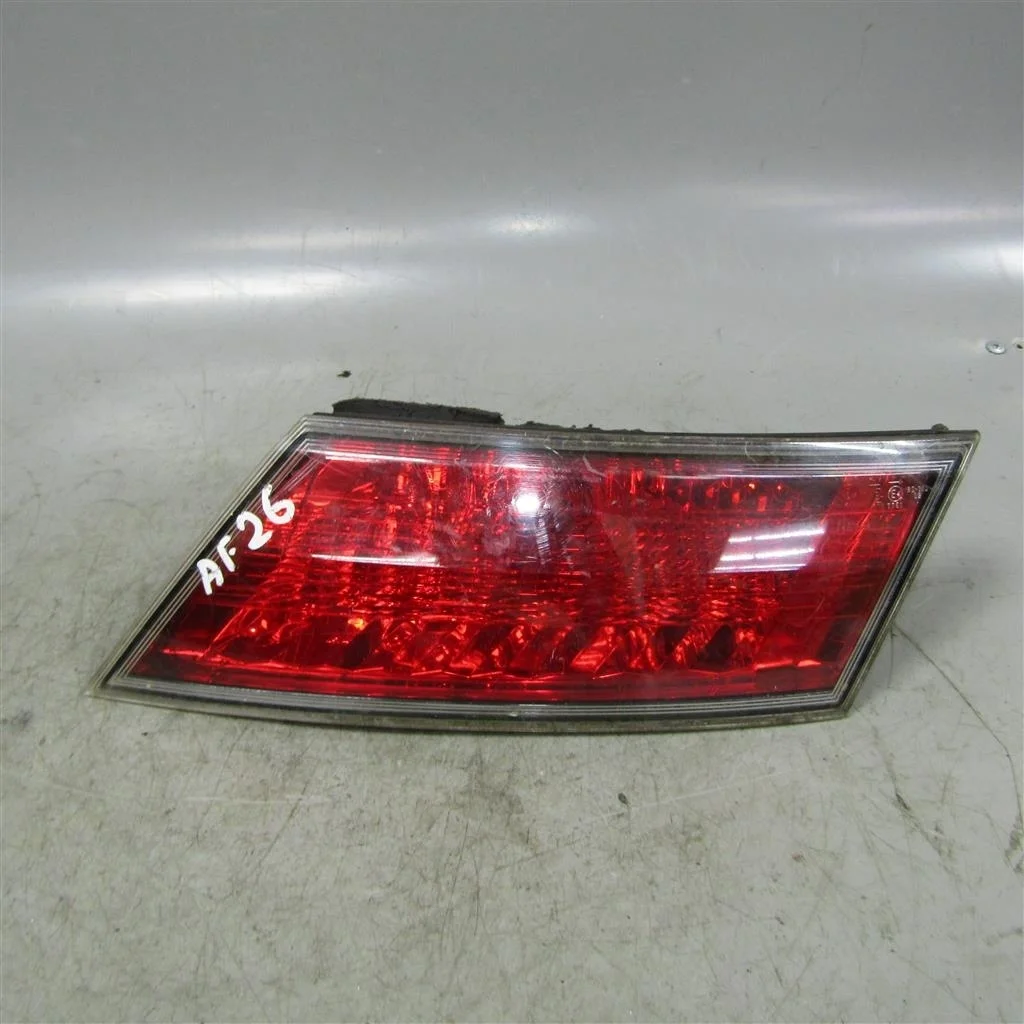 Фонарь внутренний правый HONDA Civic 5D 2006-2011