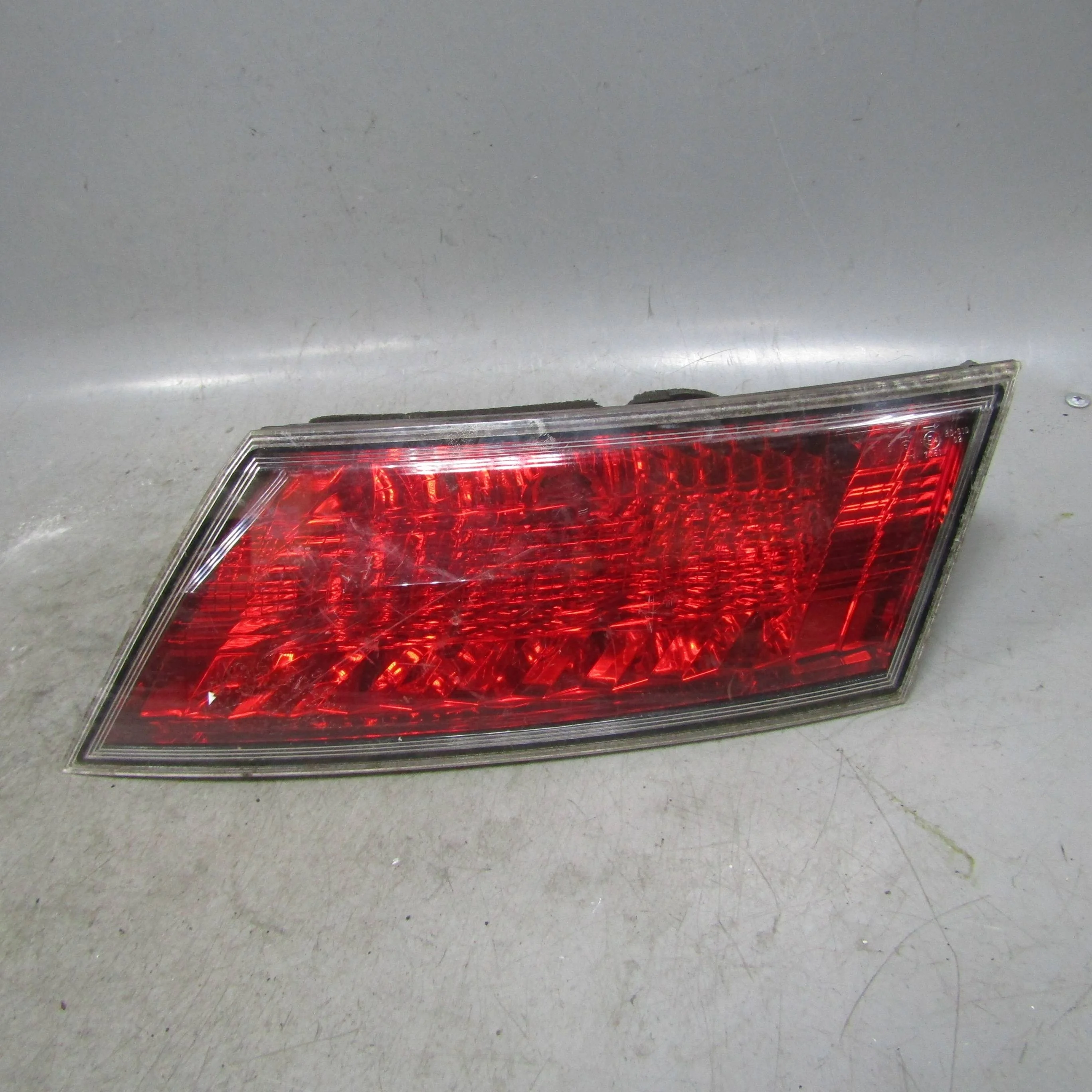Фонарь внутренний правый HONDA Civic 5D 2006-2011