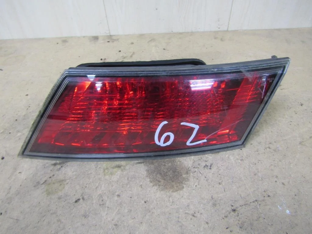 Фонарь внутренний правый HONDA Civic 5D 2006-2011
