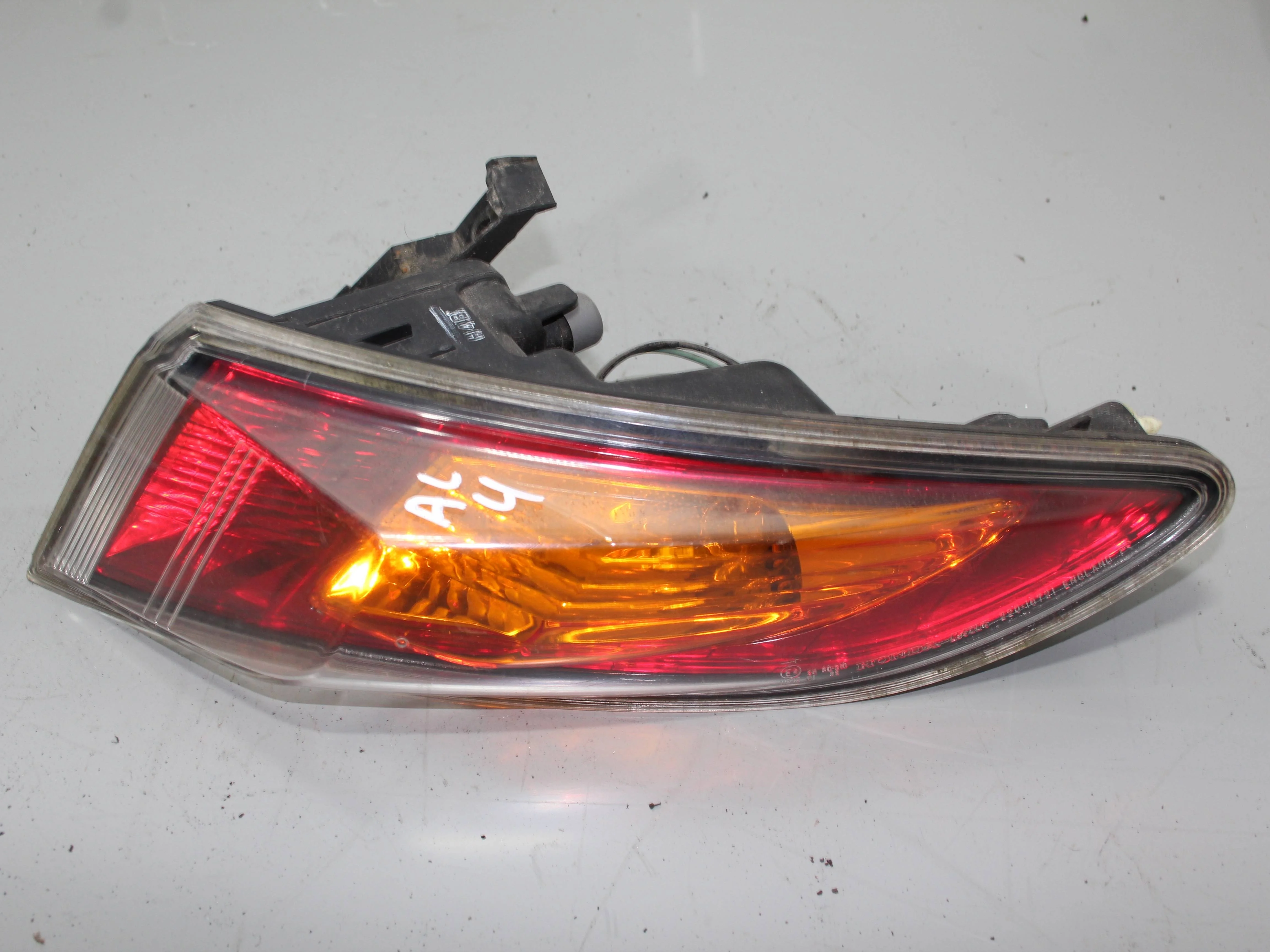 Фонарь внешний правый HONDA Civic 5D 2006-2011