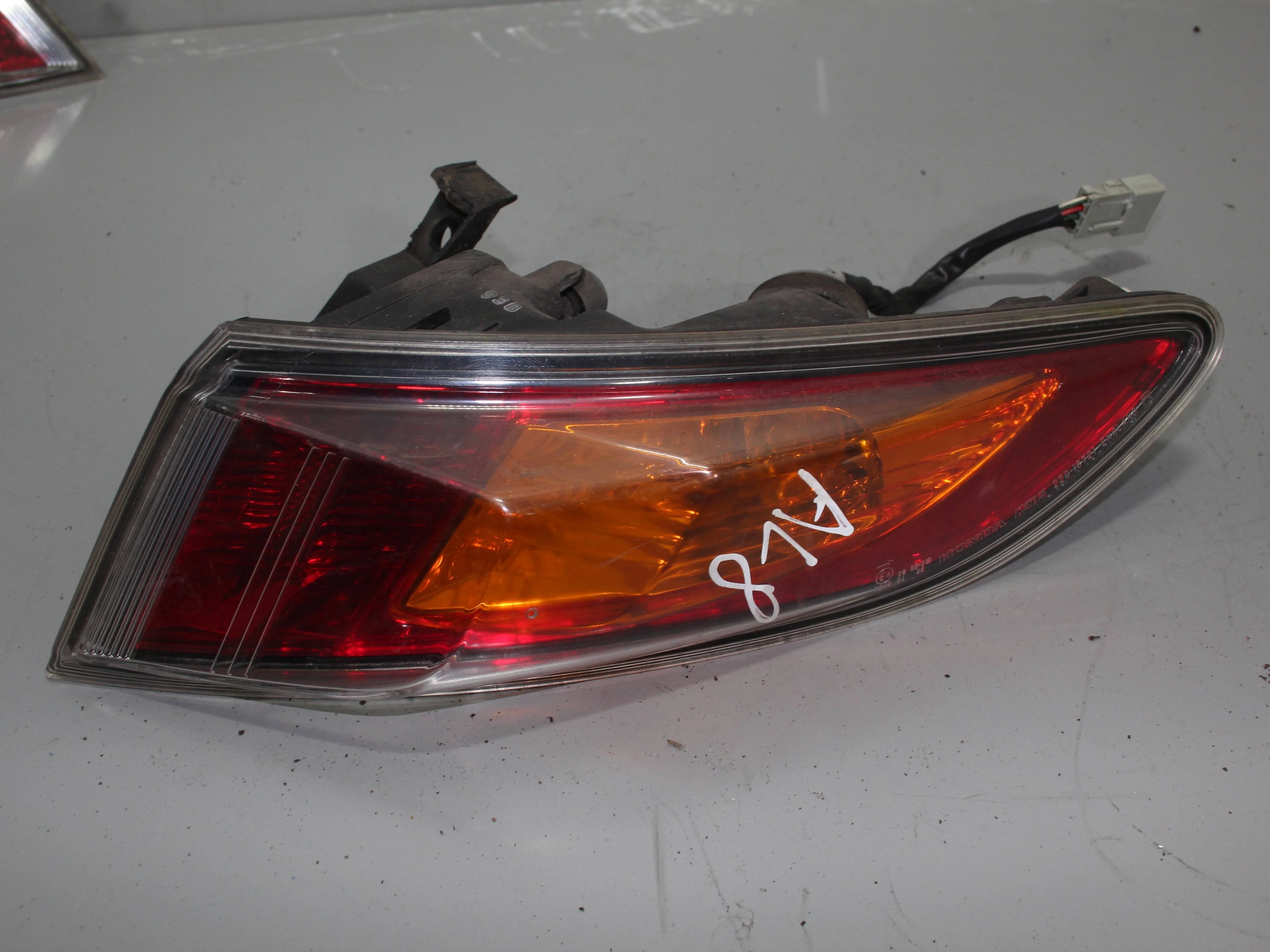 Фонарь внешний правый HONDA Civic 5D 2006-2011