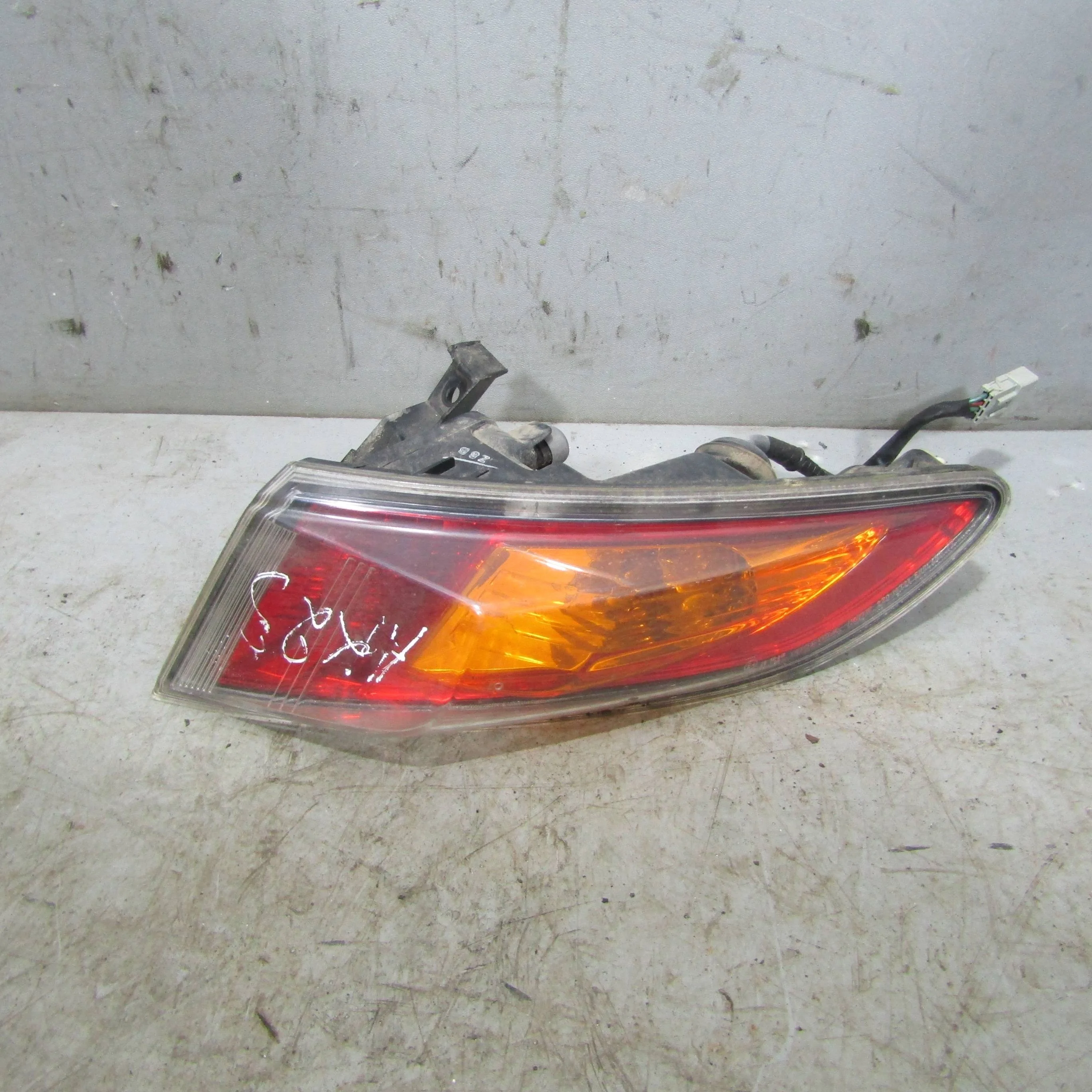 Фонарь внешний правый HONDA Civic 5D 2006-2011