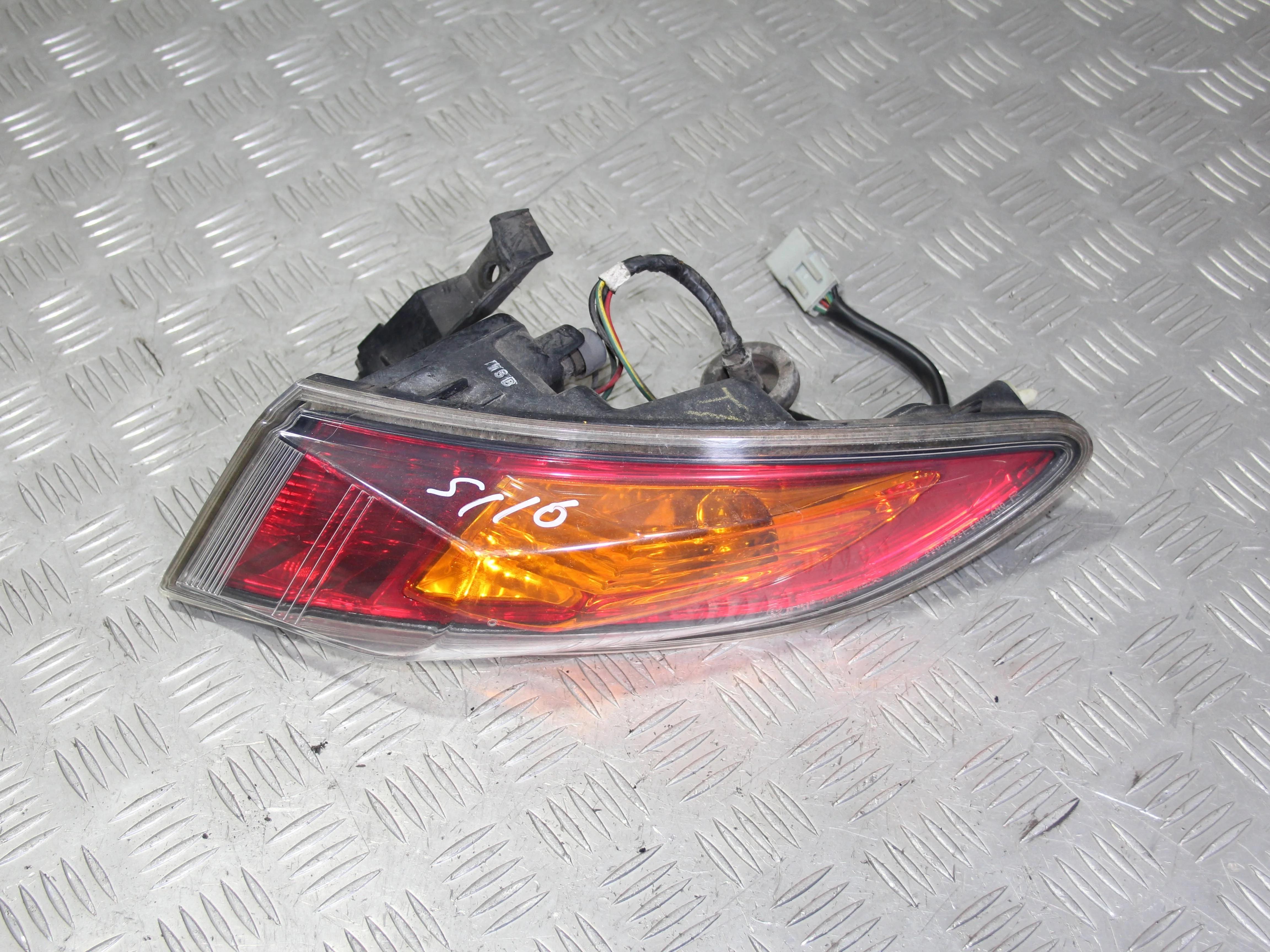 Фонарь внешний правый HONDA Civic 5D 2006-2011