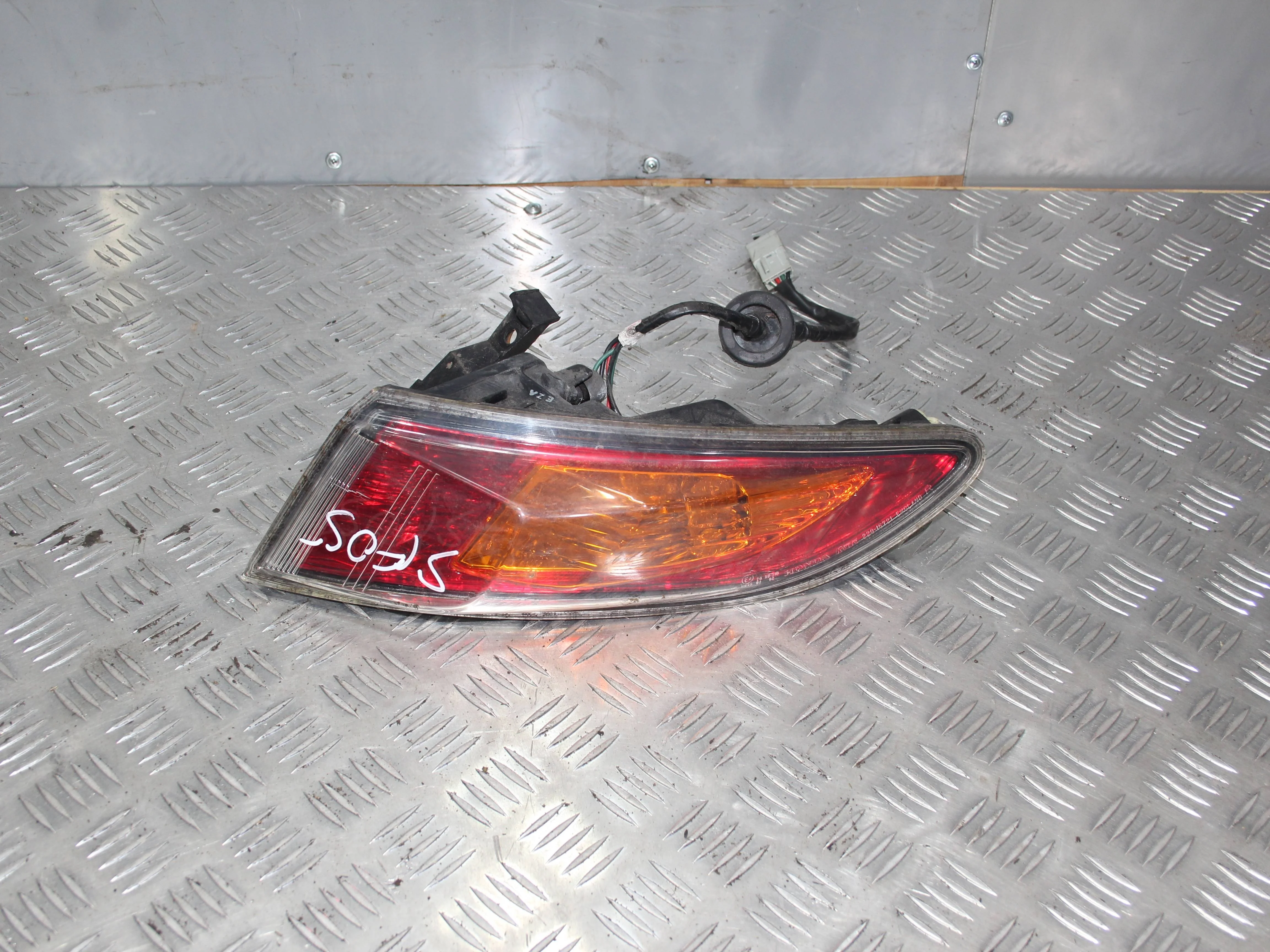 Фонарь внешний правый HONDA Civic 5D 2006-2011