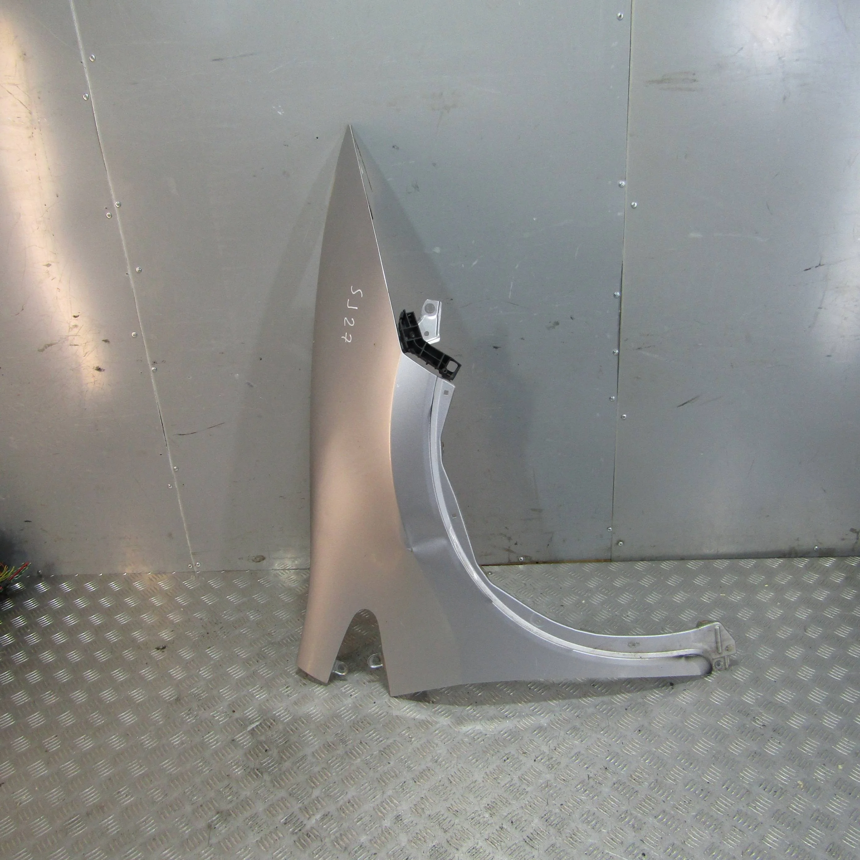 Крыло переднее правое HONDA Civic 5D 2006-2011