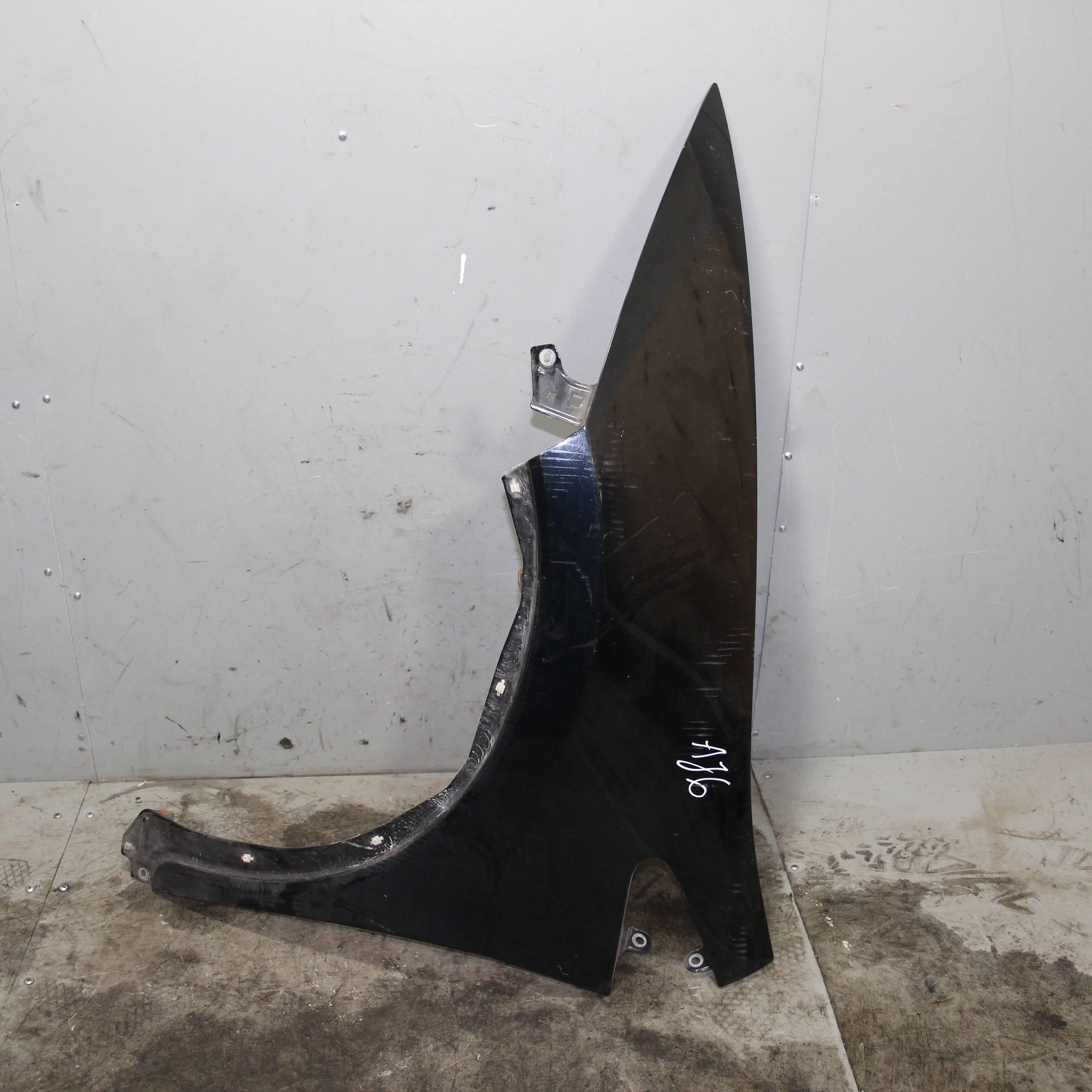 Крыло переднее левое HONDA Civic 5D 2006-2011