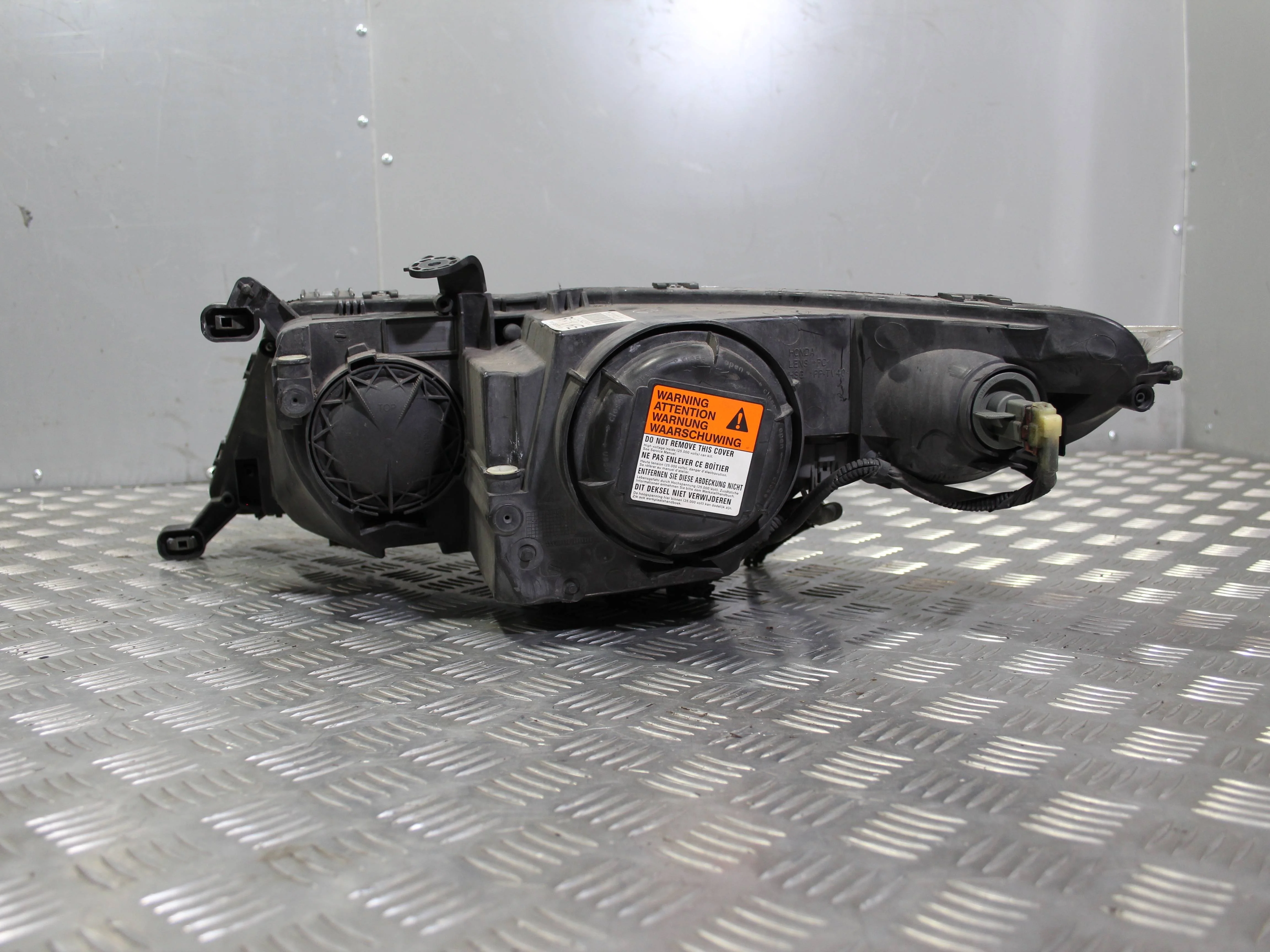 Фара правая HONDA Civic 5D 2006-2011