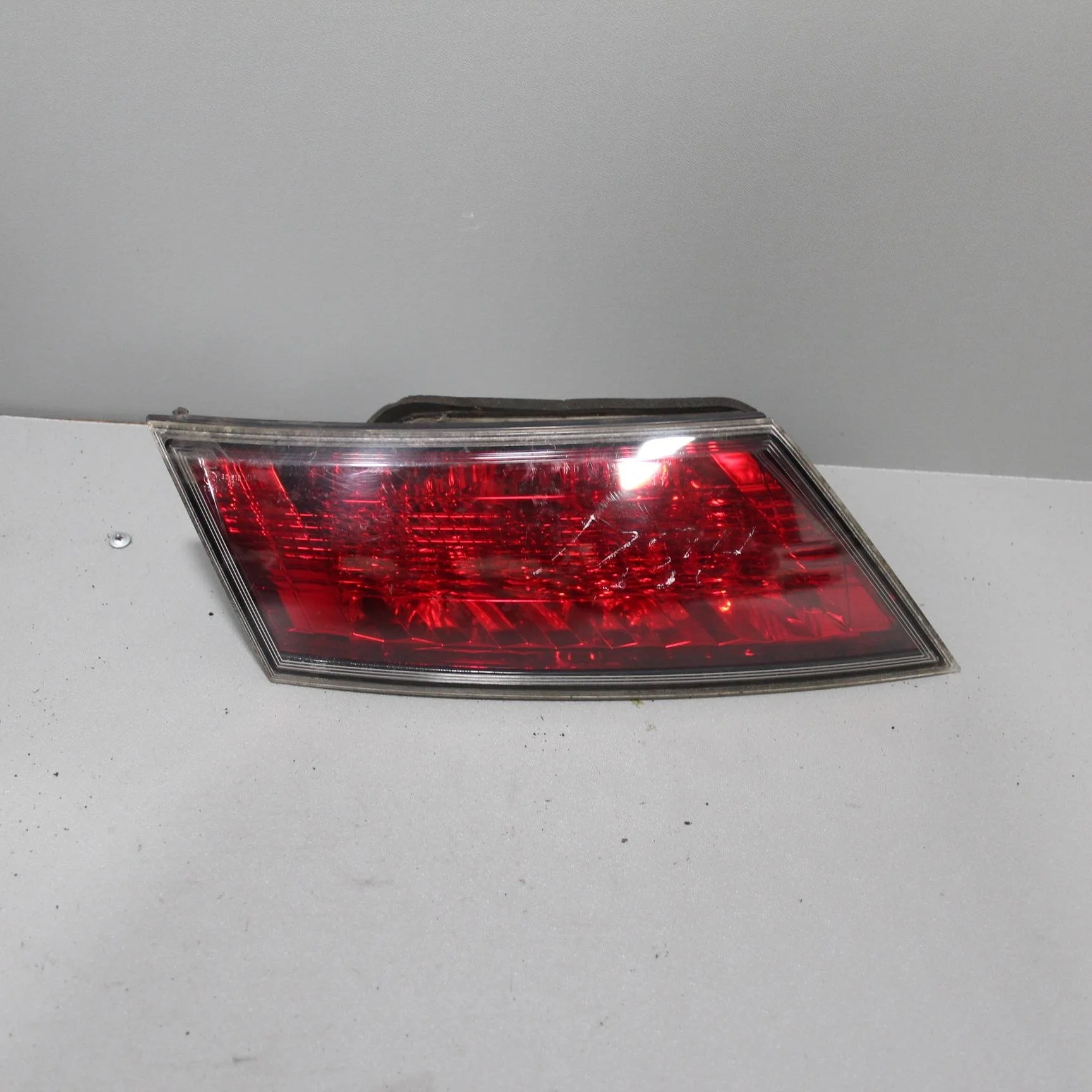 Фонарь внутренний левый HONDA Civic 5D 2006-2011