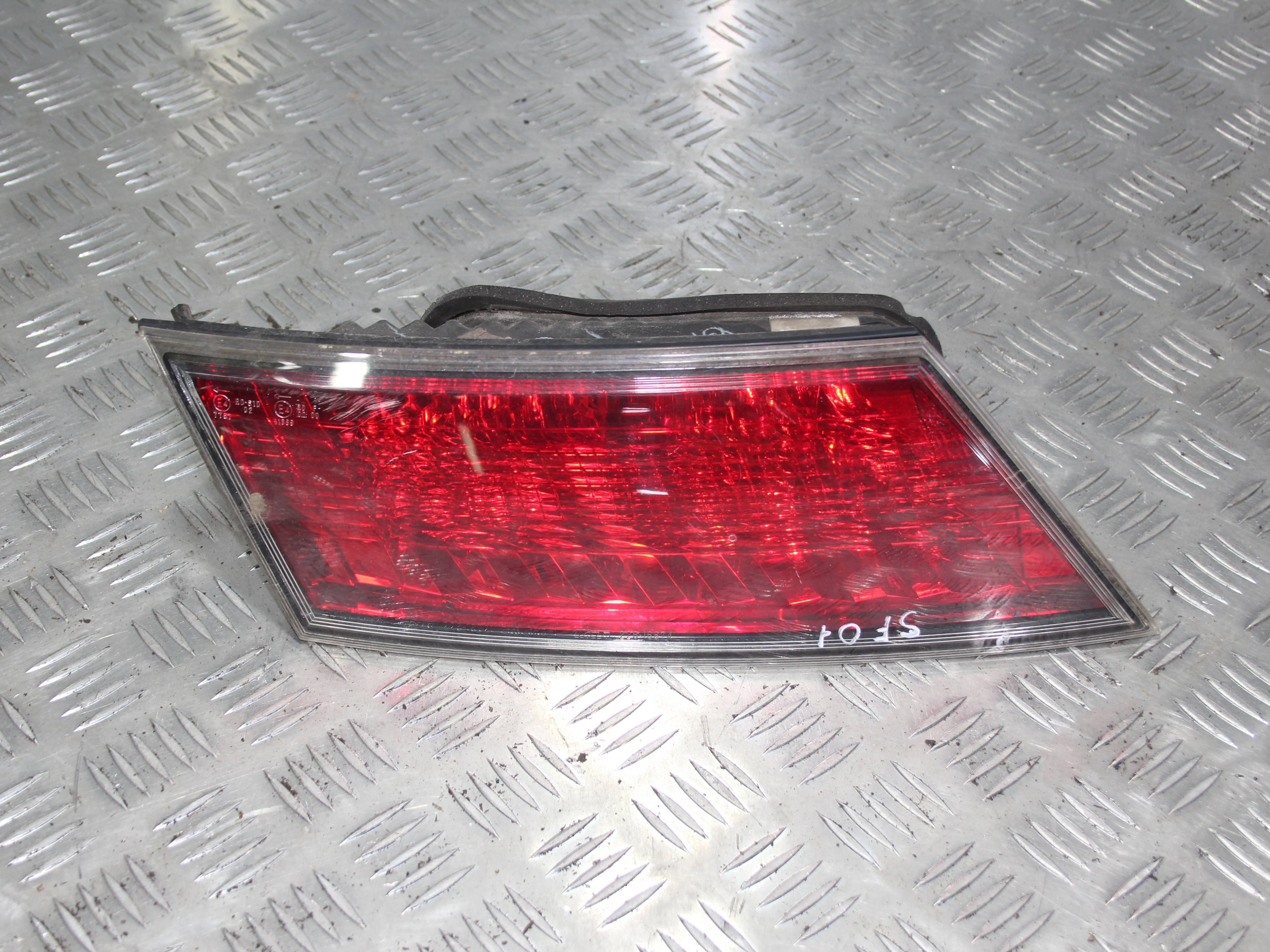 Фонарь внутренний левый HONDA Civic 5D 2006-2011