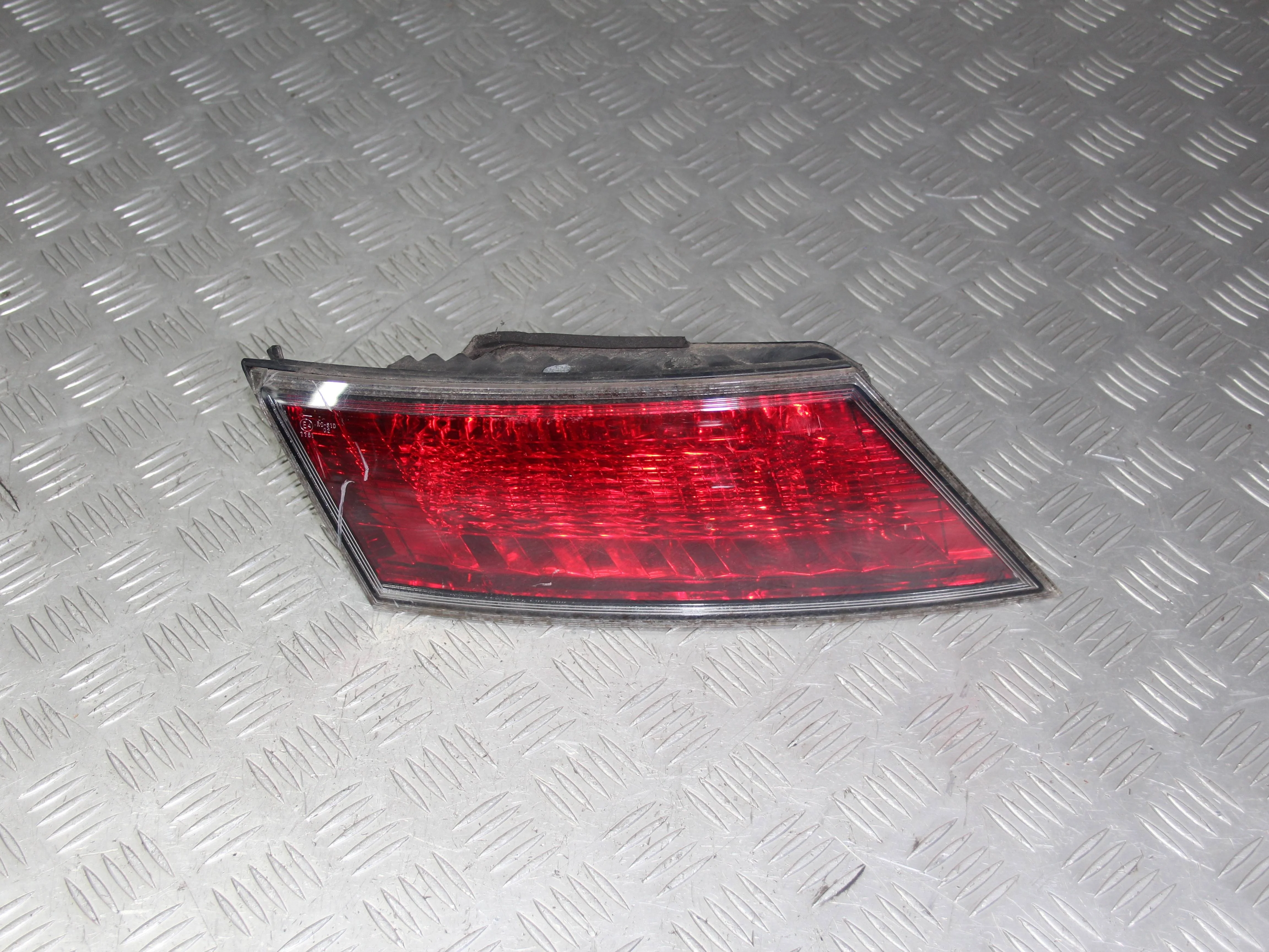 Фонарь внутренний левый HONDA Civic 5D 2006-2011