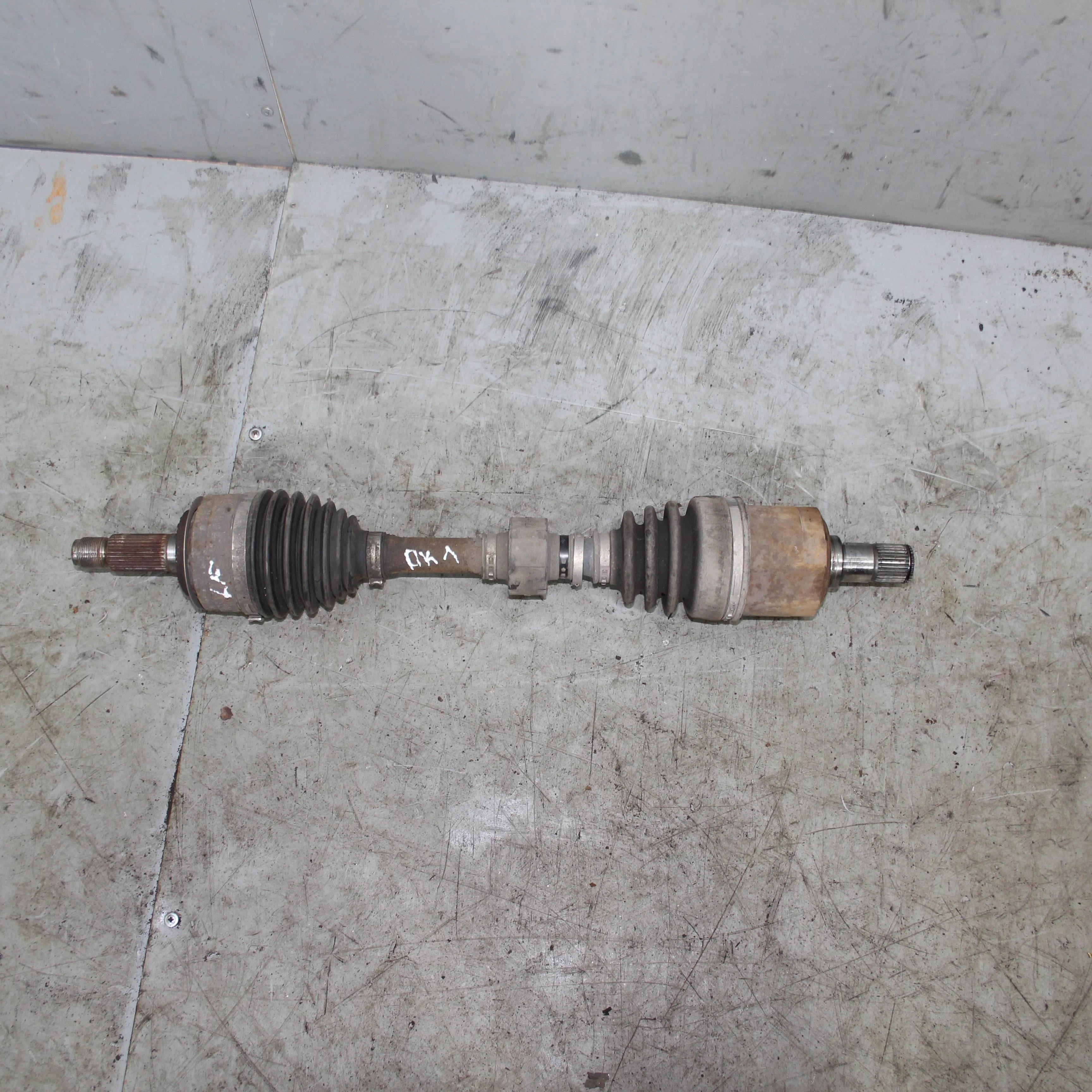 Полуось передняя левая (Привод) HONDA Civic 5D 20