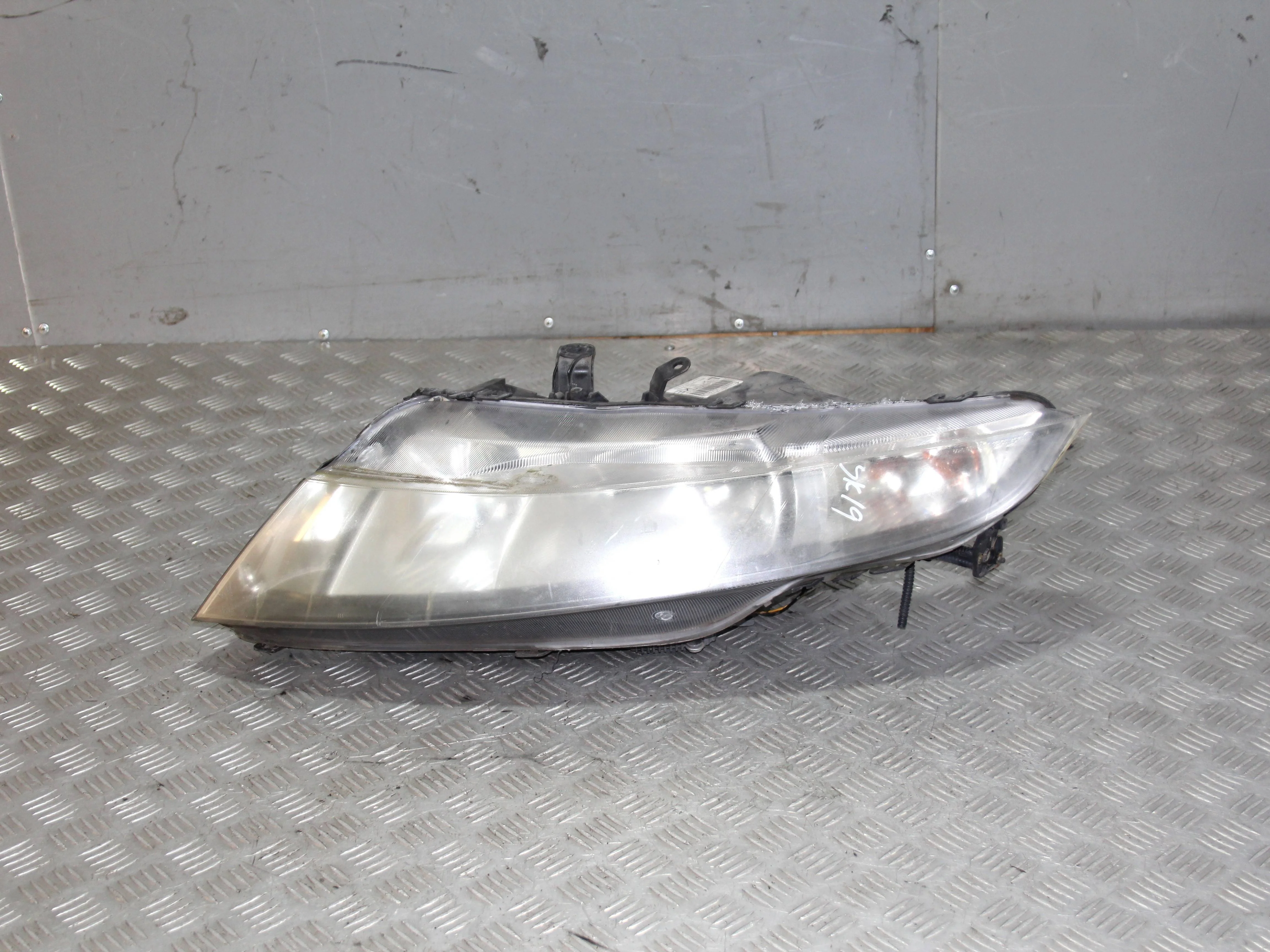 Фара левая HONDA Civic 5D 2006-2011