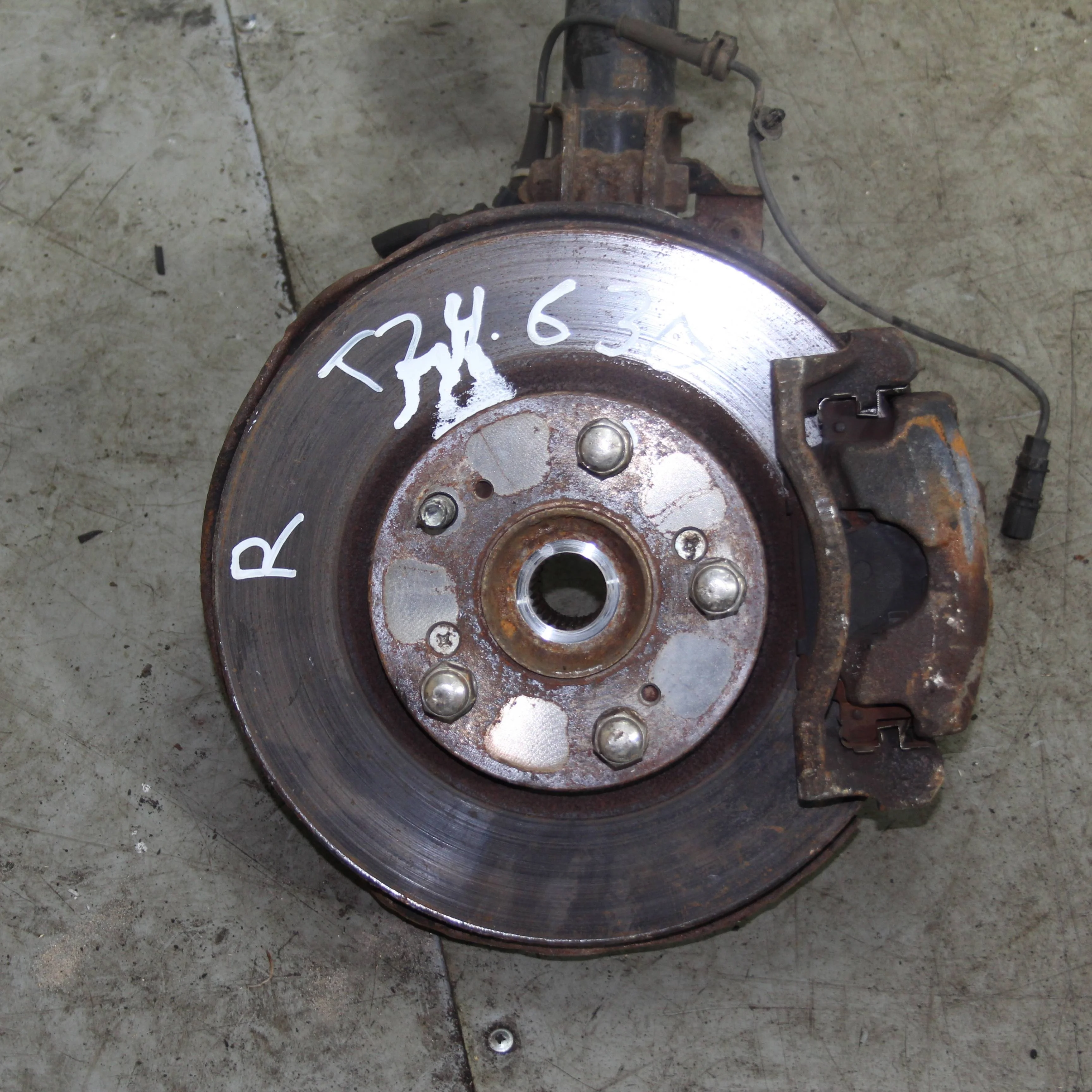 Диск тормозной передний HONDA Civic 5D 2006-2011
