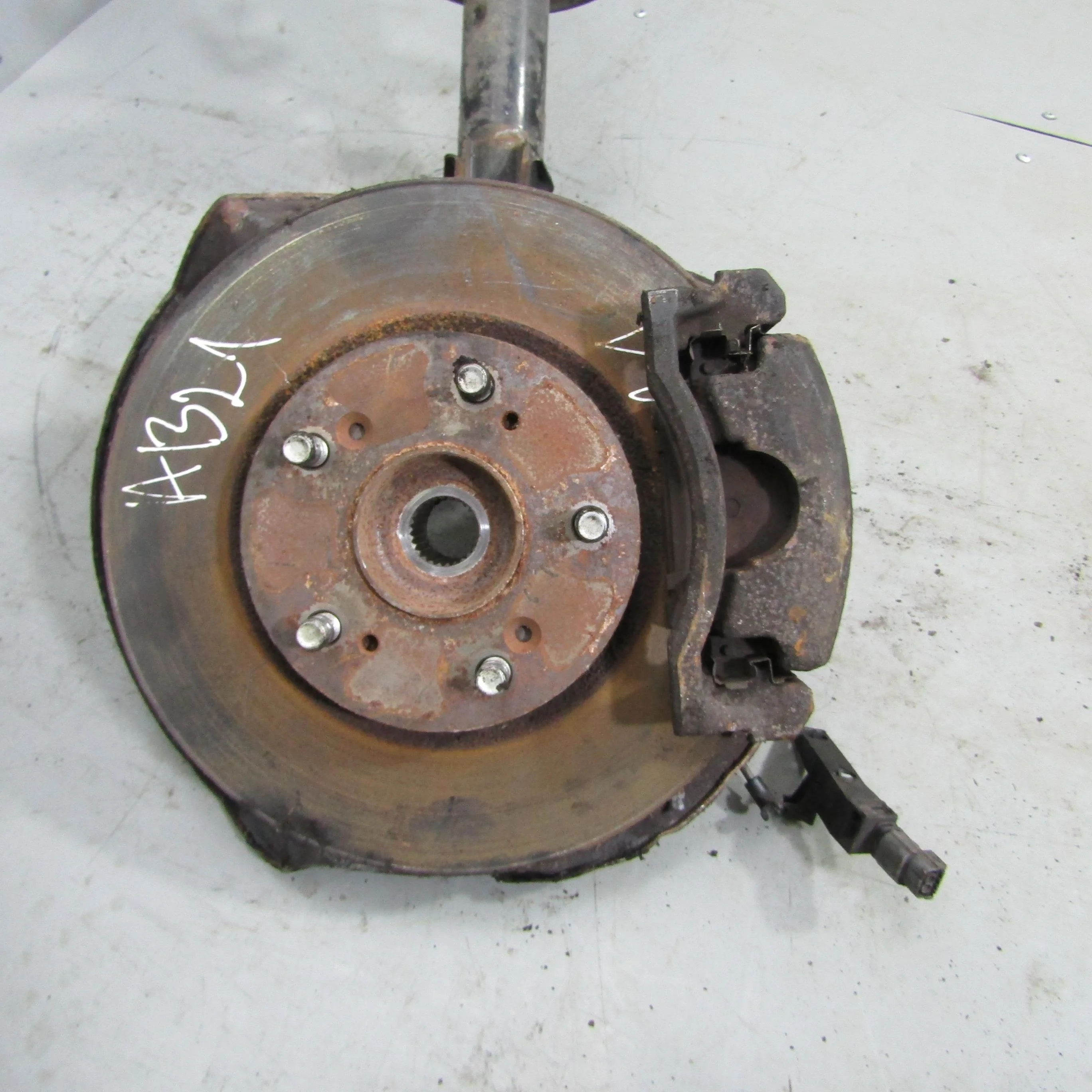 Диск тормозной передний HONDA Civic 5D 2006-2011