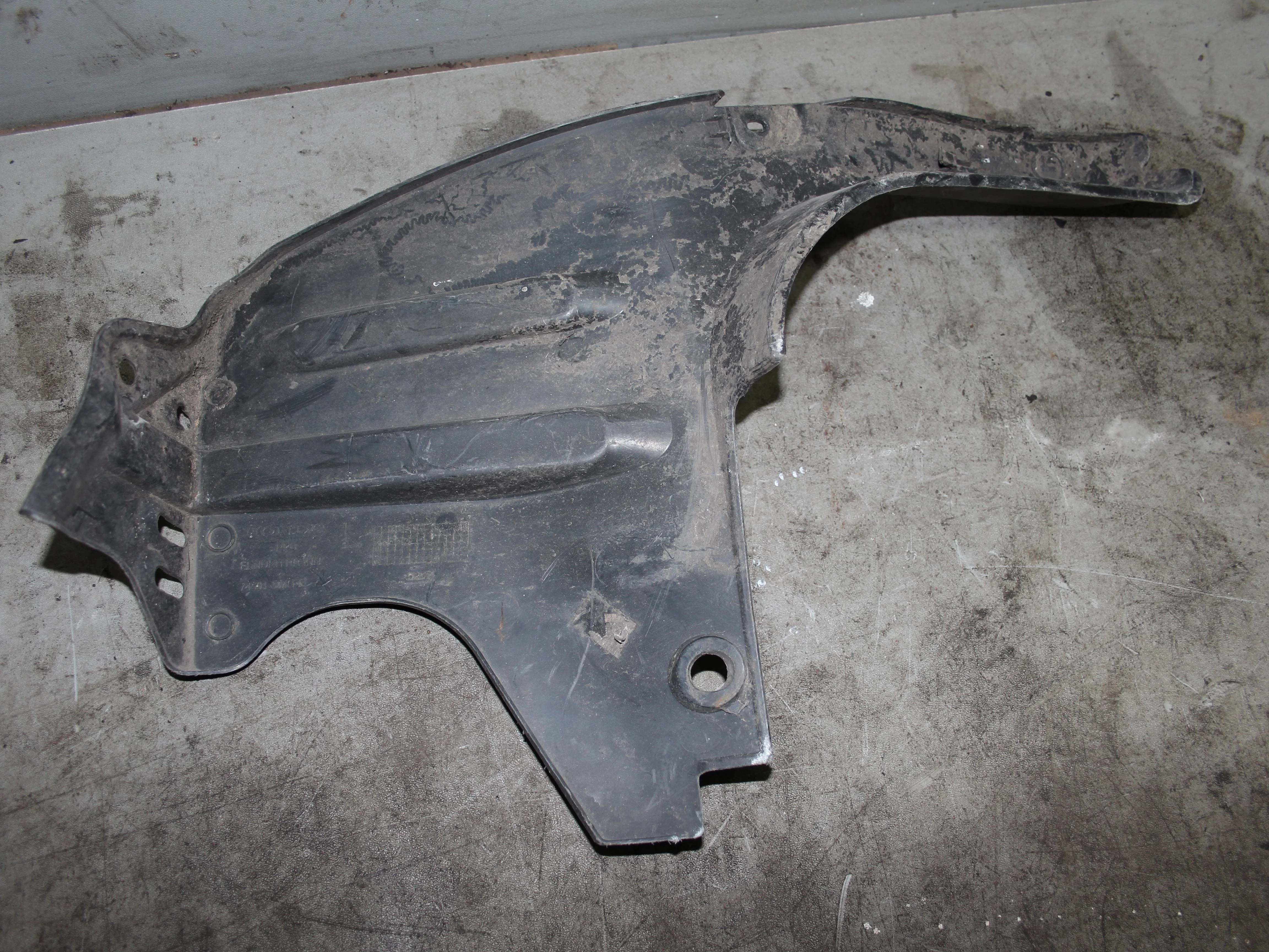 Подкрылок задний левый HONDA Civic 5D 2006-2011