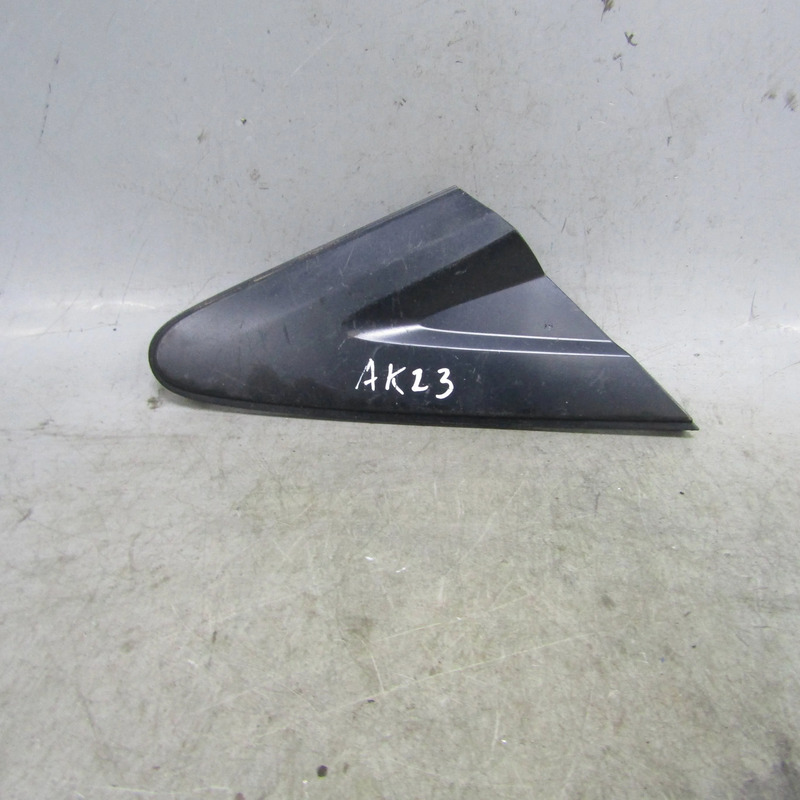Накладка зеркала правая HONDA Civic 5D 2006-2011