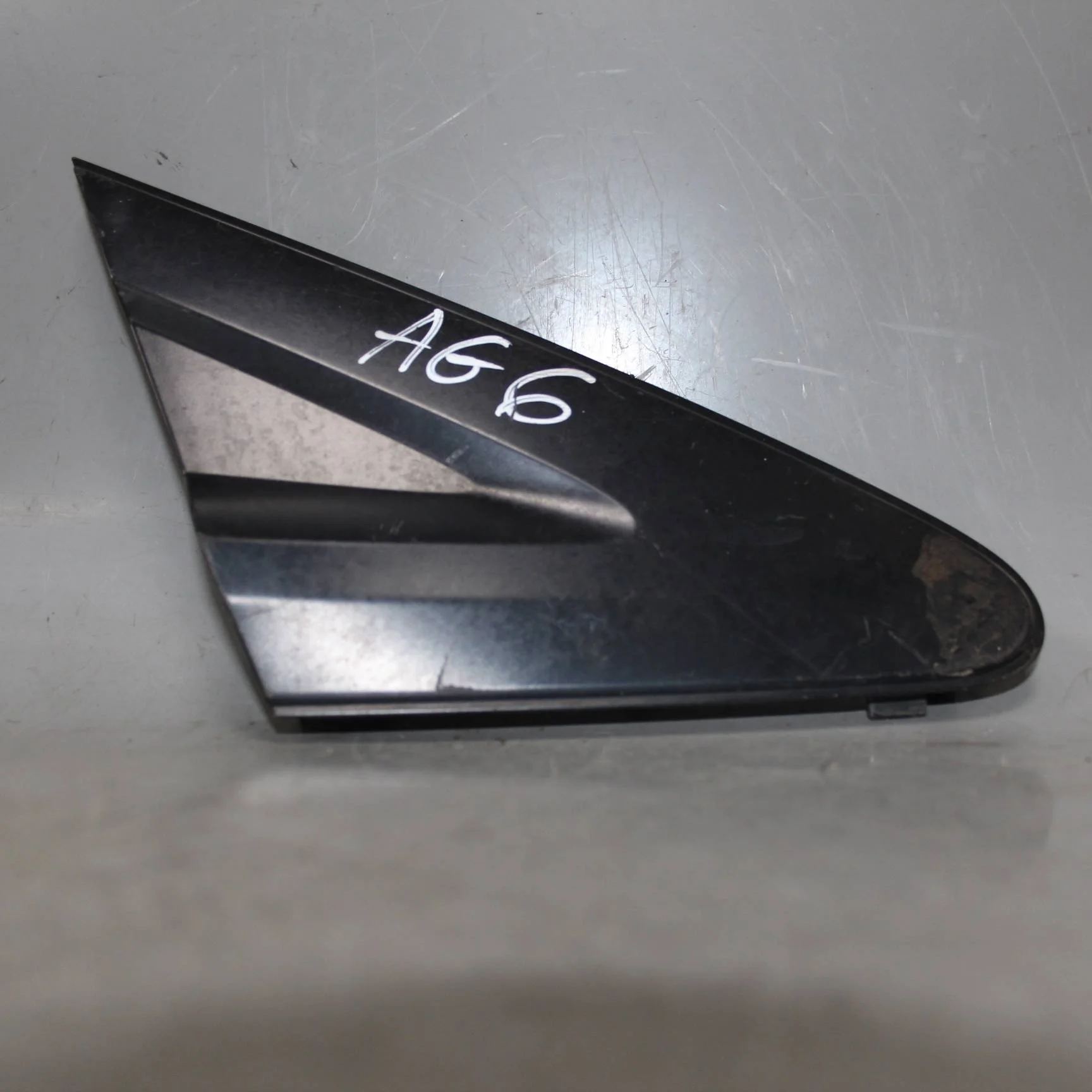 Накладка зеркала правая HONDA Civic 5D 2006-2011